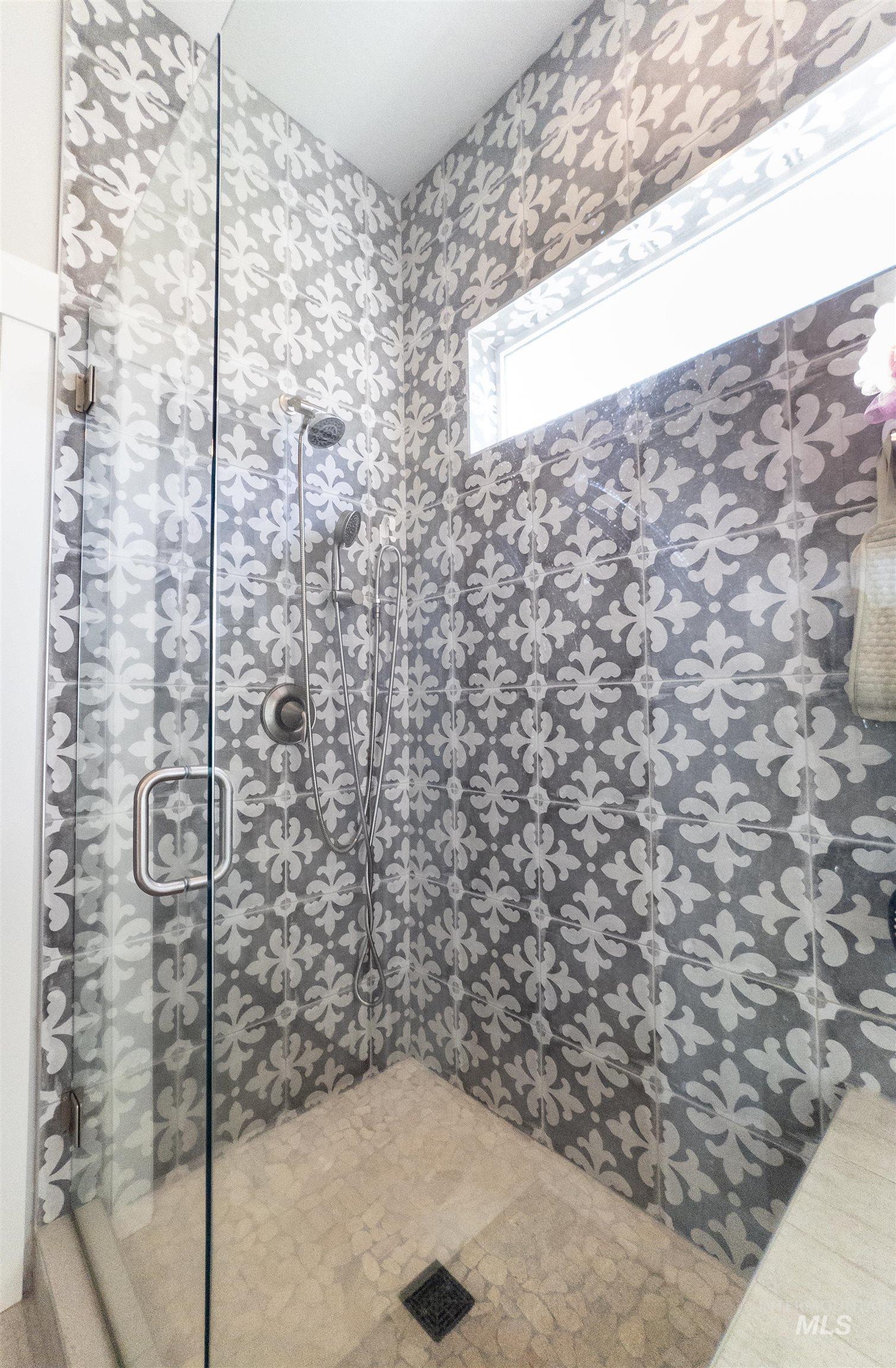 4577 N Comiso, Meridian, Idaho 83646, 4 Bedrooms, 2.5 Bathrooms, Residential For Sale, Price $675,000,MLS 98964569