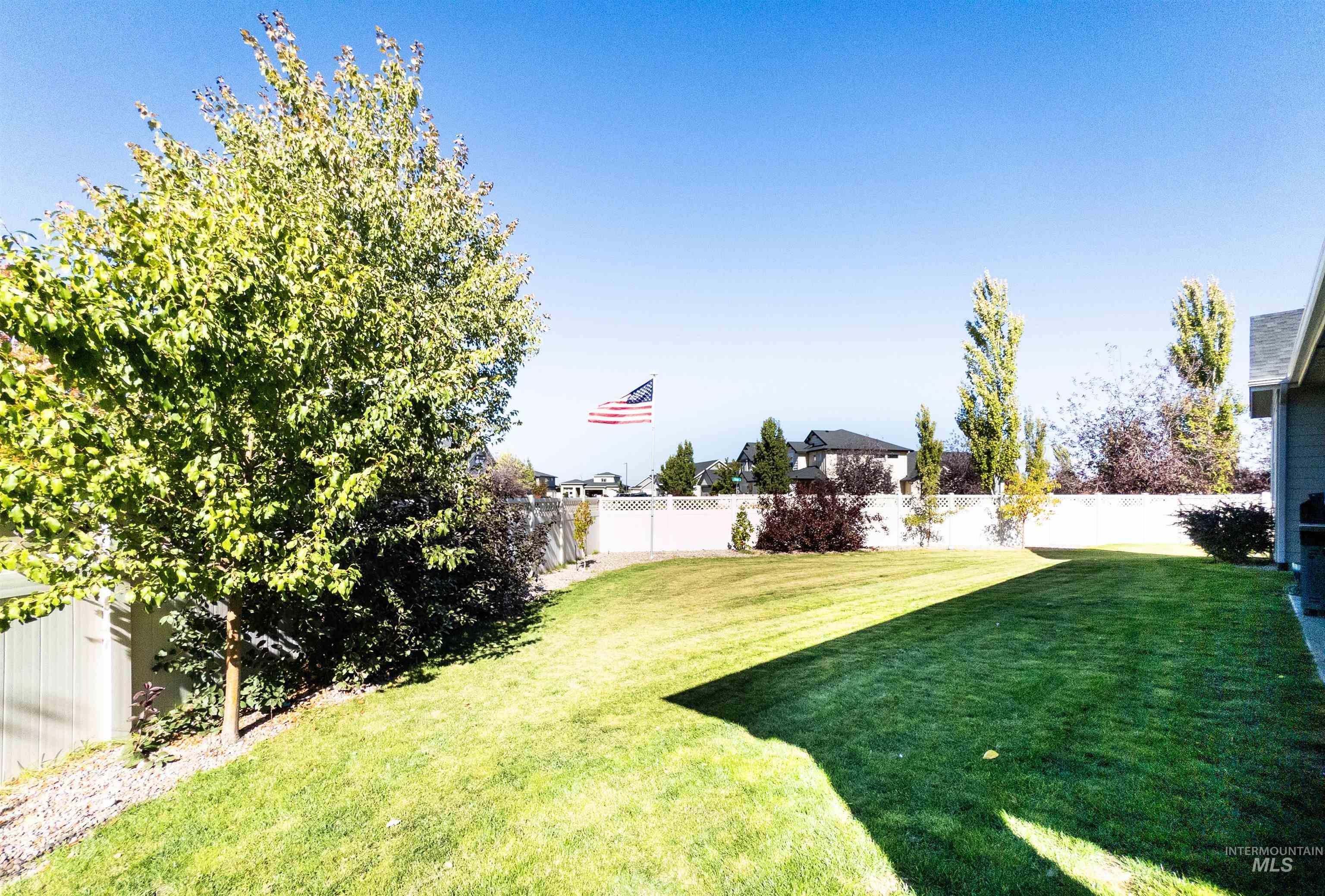 4577 N Comiso, Meridian, Idaho 83646, 4 Bedrooms, 2.5 Bathrooms, Residential For Sale, Price $675,000,MLS 98964569