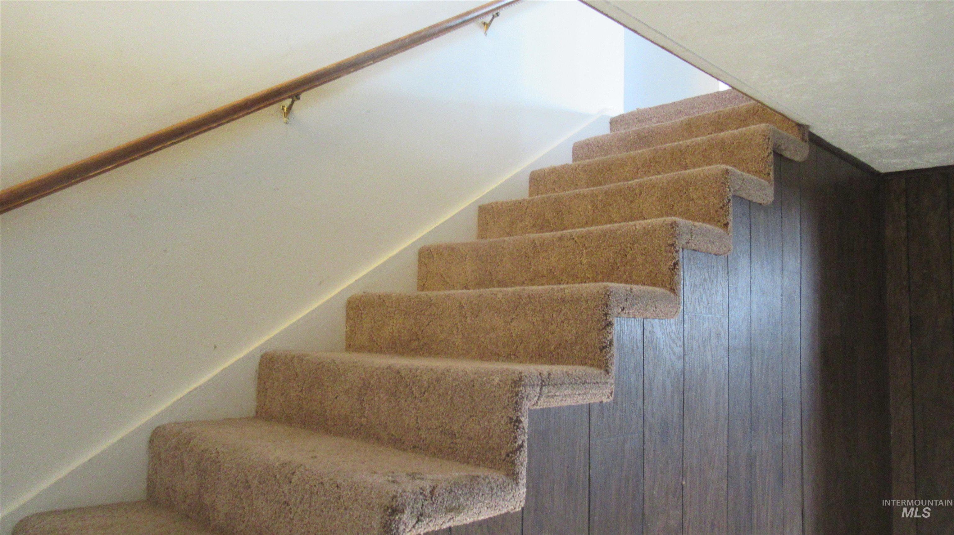 1317 SW 30 th Street, Ontario, Oregon 97914, 5 Bedrooms, 3 Bathrooms, Residential For Sale, Price $349,900,MLS 98964571