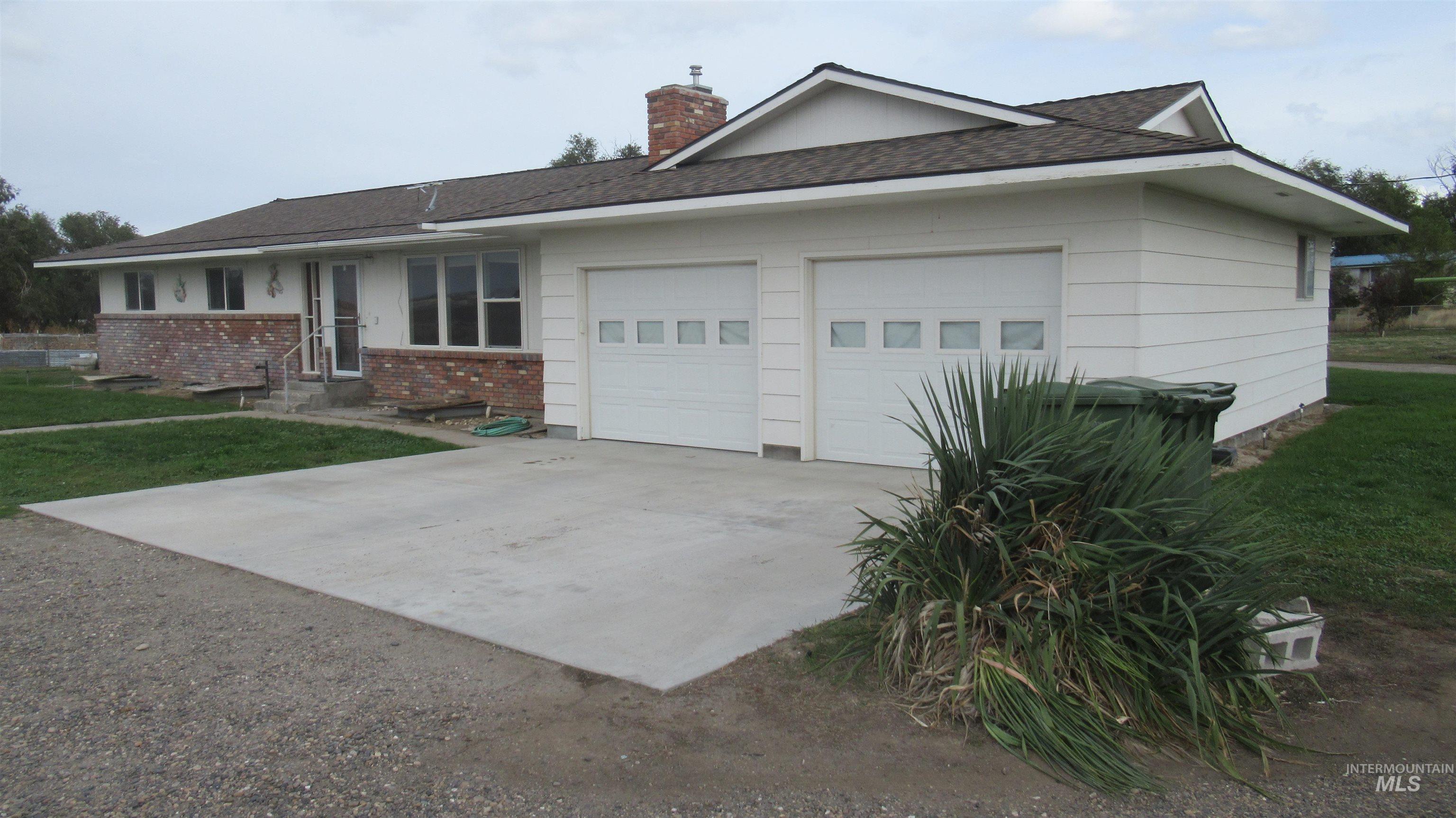 1317 SW 30 th Street, Ontario, Oregon 97914, 5 Bedrooms, 3 Bathrooms, Residential For Sale, Price $349,900,MLS 98964571