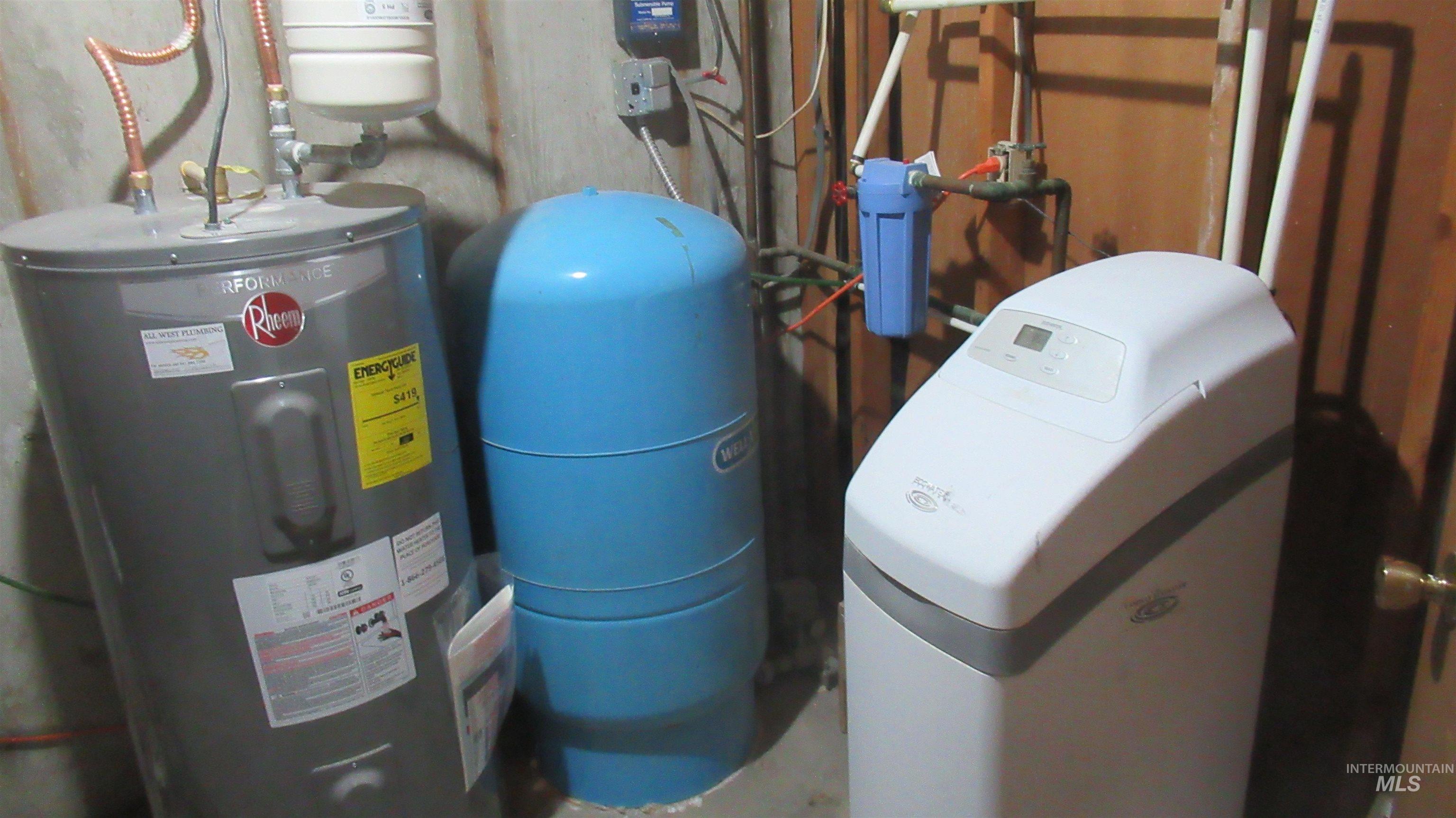 1317 SW 30 th Street, Ontario, Oregon 97914, 5 Bedrooms, 3 Bathrooms, Residential For Sale, Price $349,900,MLS 98964571