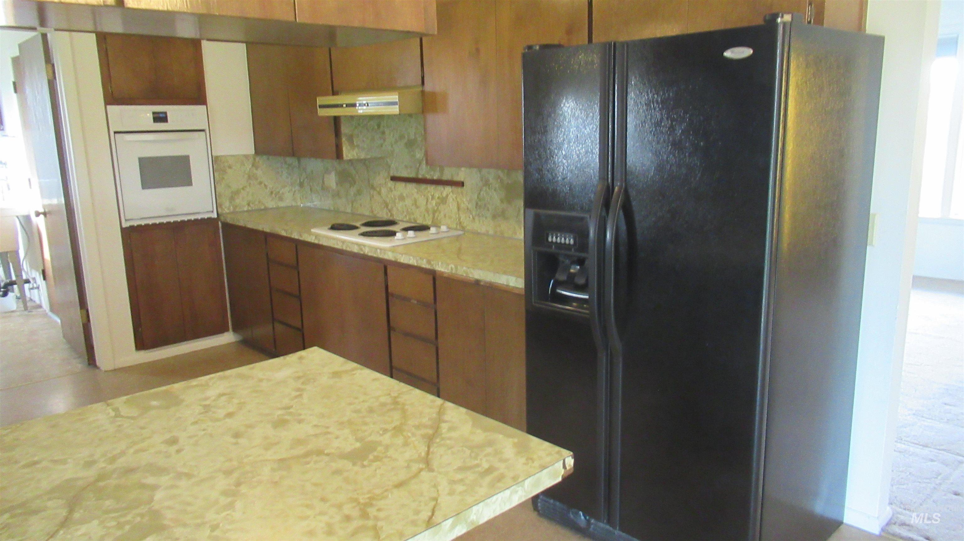 1317 SW 30 th Street, Ontario, Oregon 97914, 5 Bedrooms, 3 Bathrooms, Residential For Sale, Price $349,900,MLS 98964571