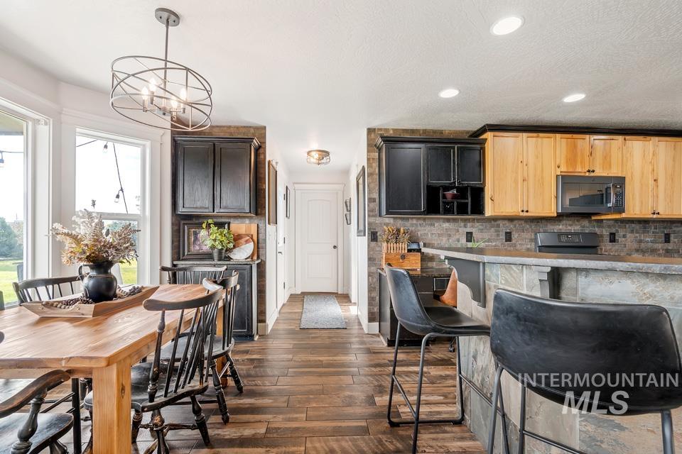 4535 SE 3rd Ave, New Plymouth, Idaho 83655, 4 Bedrooms, 3.5 Bathrooms, Residential For Sale, Price $1,110,000,MLS 98964575