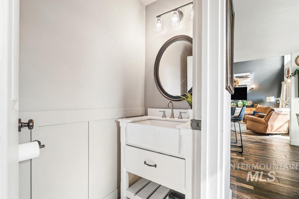 4535 SE 3rd Ave, New Plymouth, Idaho 83655, 4 Bedrooms, 3.5 Bathrooms, Residential For Sale, Price $1,110,000,MLS 98964575