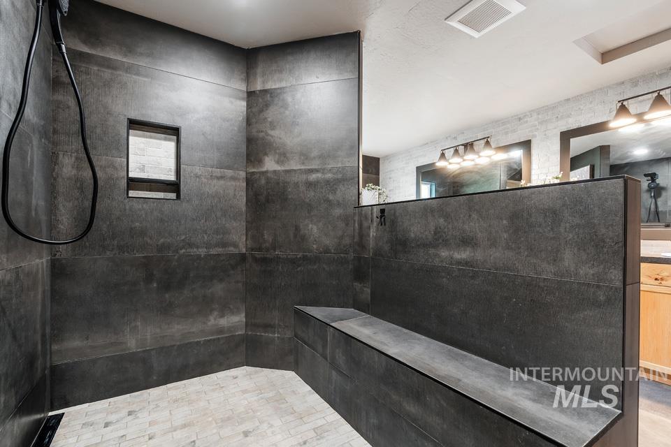 4535 SE 3rd Ave, New Plymouth, Idaho 83655, 4 Bedrooms, 3.5 Bathrooms, Residential For Sale, Price $1,110,000,MLS 98964575