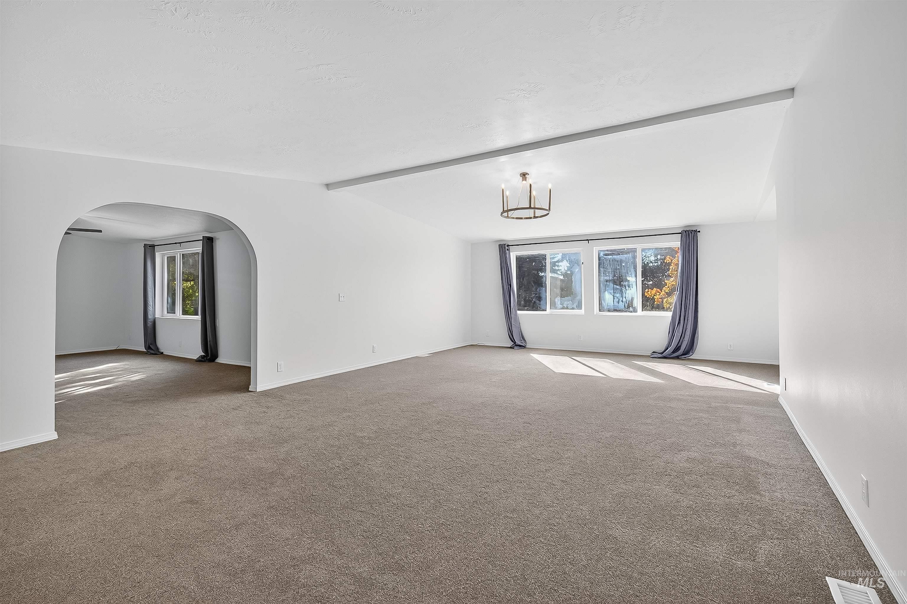 128 E Persimmon St, Genesee, Idaho 83832, 3 Bedrooms, 2 Bathrooms, Residential For Sale, Price $414,000, 98964585