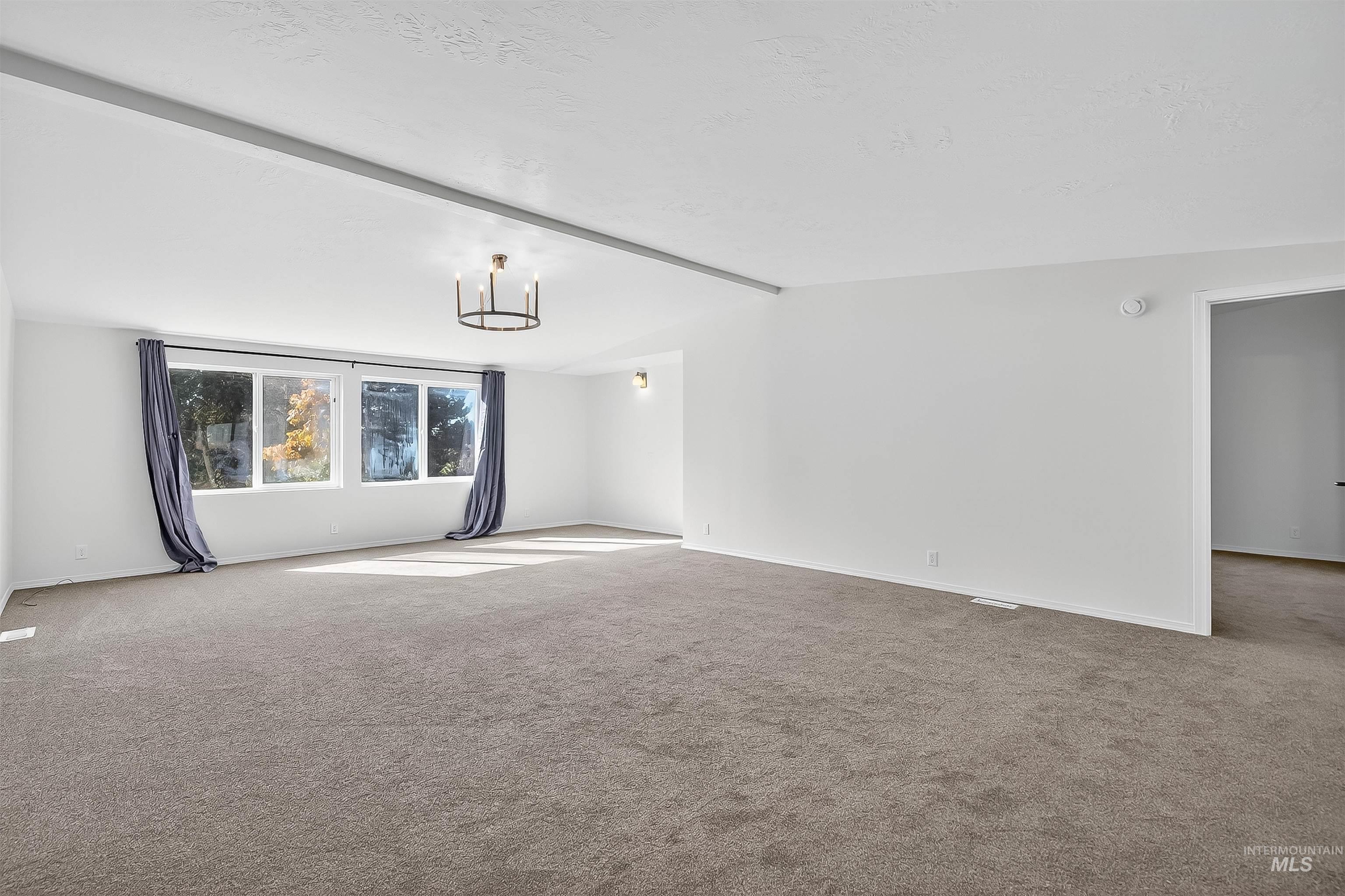 128 E Persimmon St, Genesee, Idaho 83832, 3 Bedrooms, 2 Bathrooms, Residential For Sale, Price $414,000, 98964585