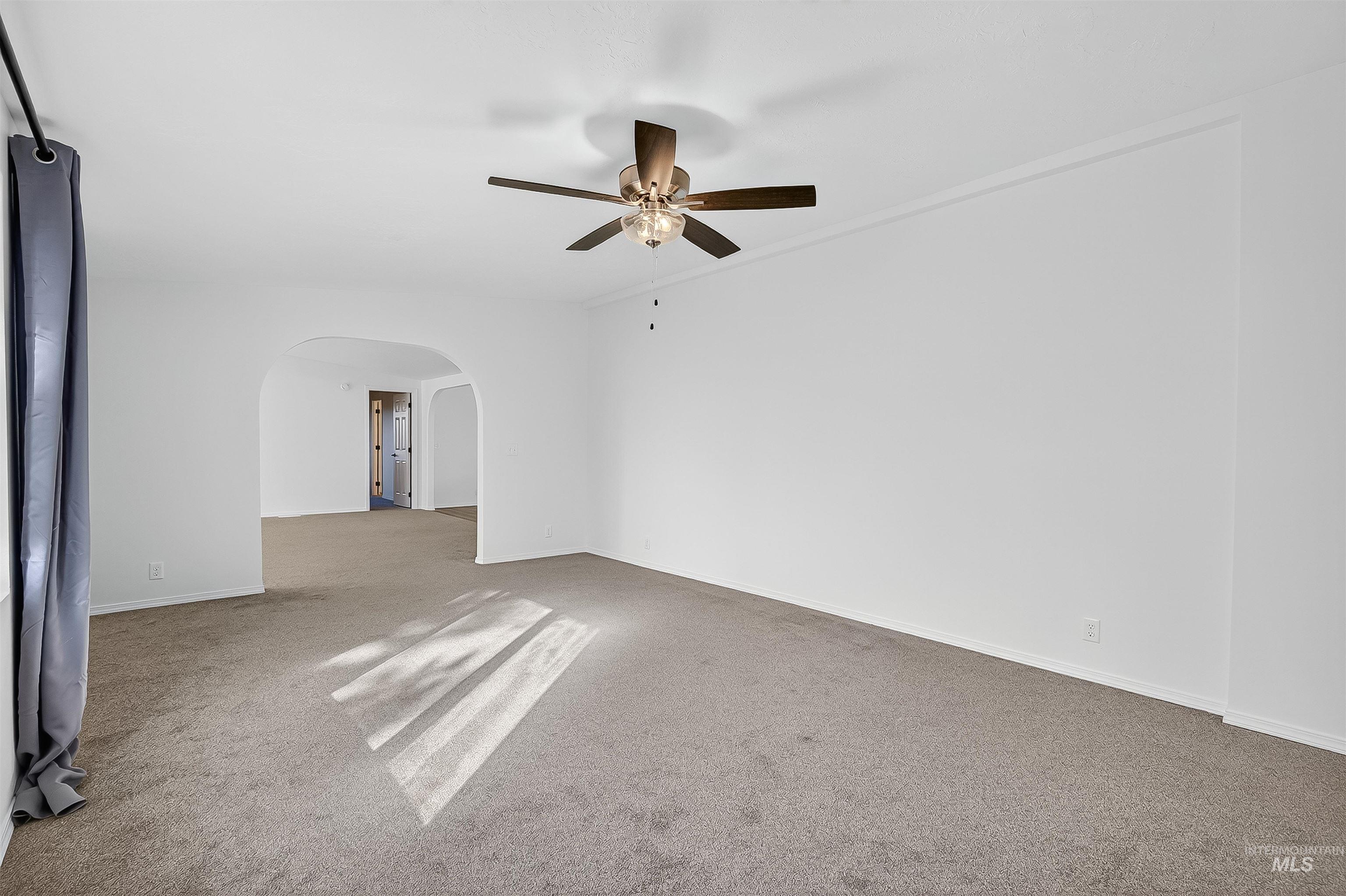 128 E Persimmon St, Genesee, Idaho 83832, 3 Bedrooms, 2 Bathrooms, Residential For Sale, Price $414,000, 98964585