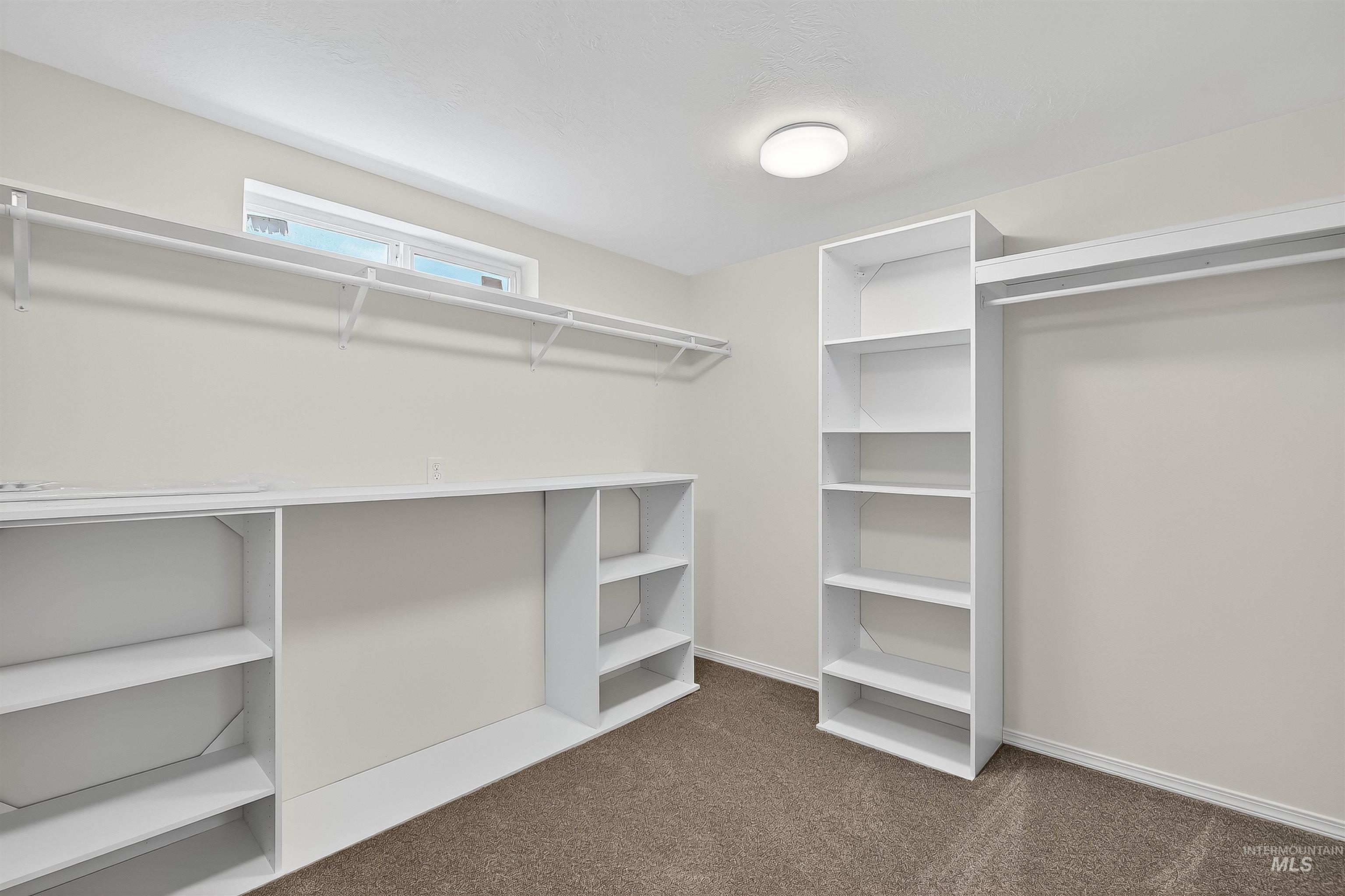 128 E Persimmon St, Genesee, Idaho 83832, 3 Bedrooms, 2 Bathrooms, Residential For Sale, Price $414,000, 98964585