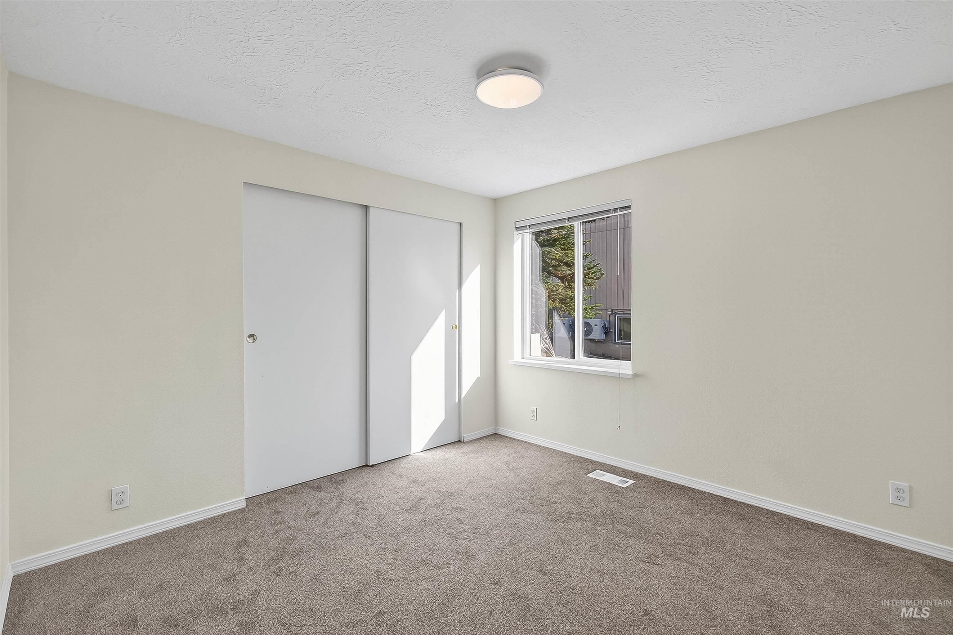 128 E Persimmon St, Genesee, Idaho 83832, 3 Bedrooms, 2 Bathrooms, Residential For Sale, Price $414,000, 98964585