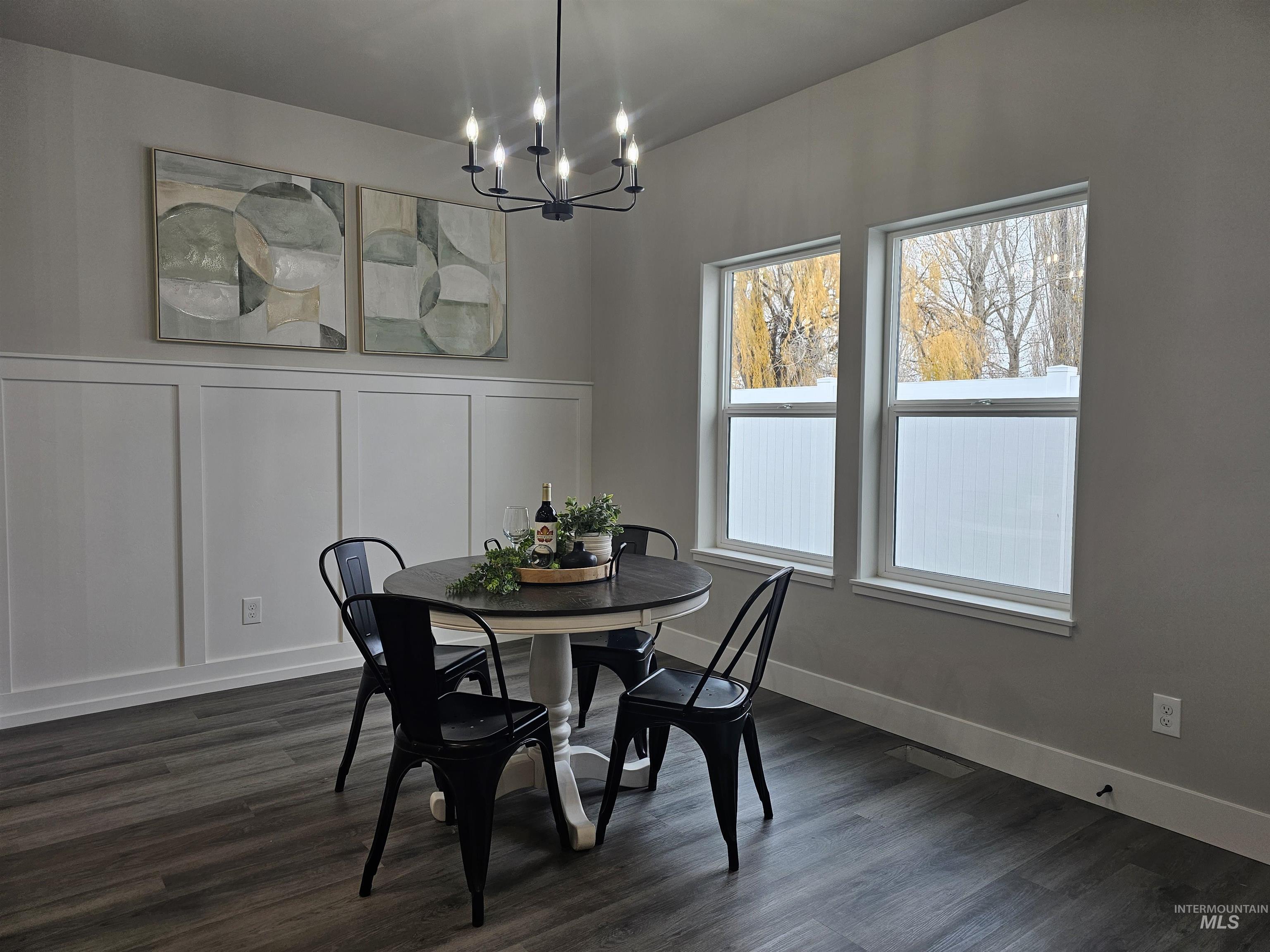 1212 Bronze Drive, Rupert, Idaho 83350, 4 Bedrooms, 2 Bathrooms, Residential For Sale, Price $369,000,MLS 98964594