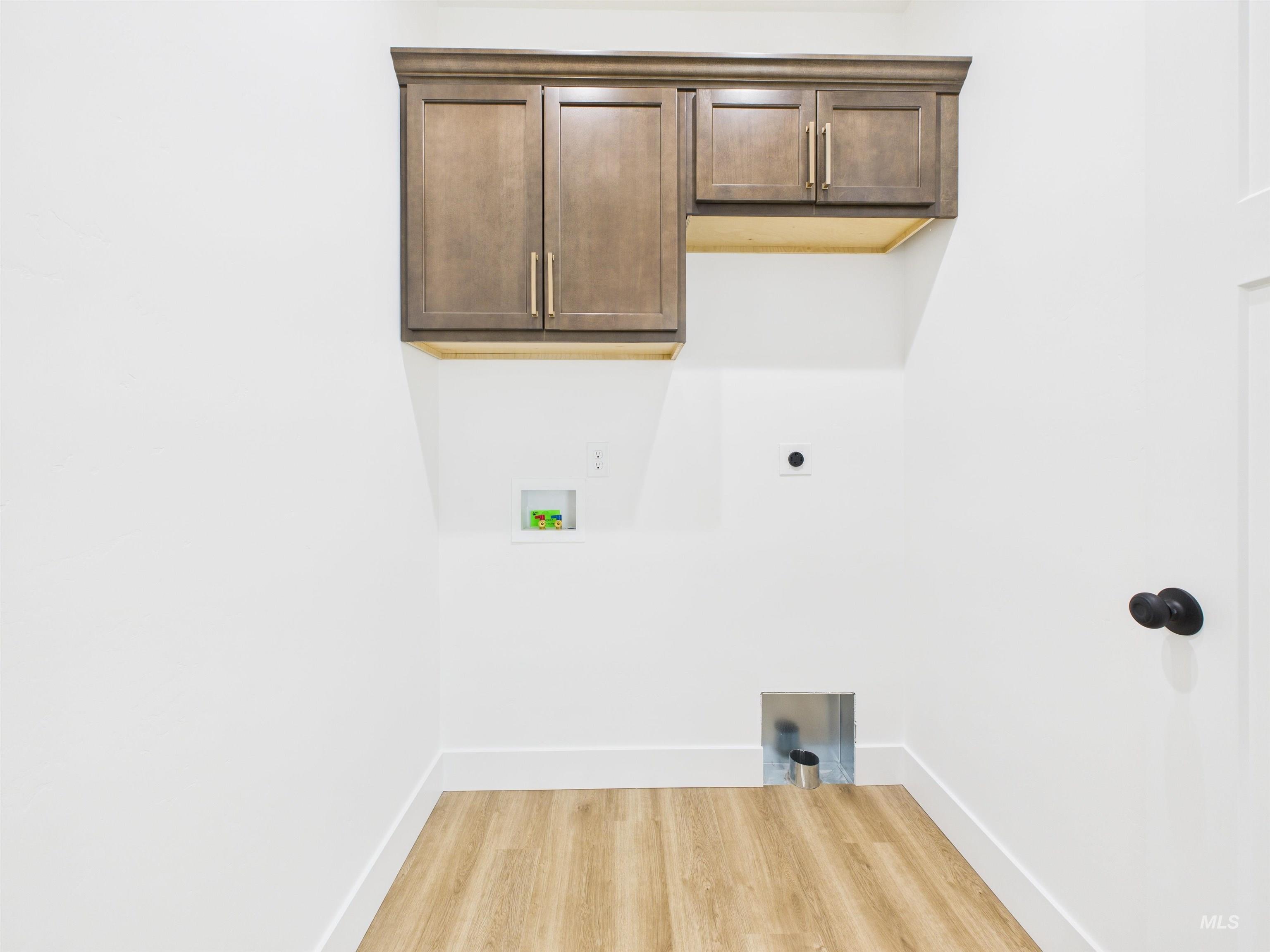 1216 Bronze Drive, Rupert, Idaho 83350, 4 Bedrooms, 2 Bathrooms, Residential For Sale, Price $369,000,MLS 98964595