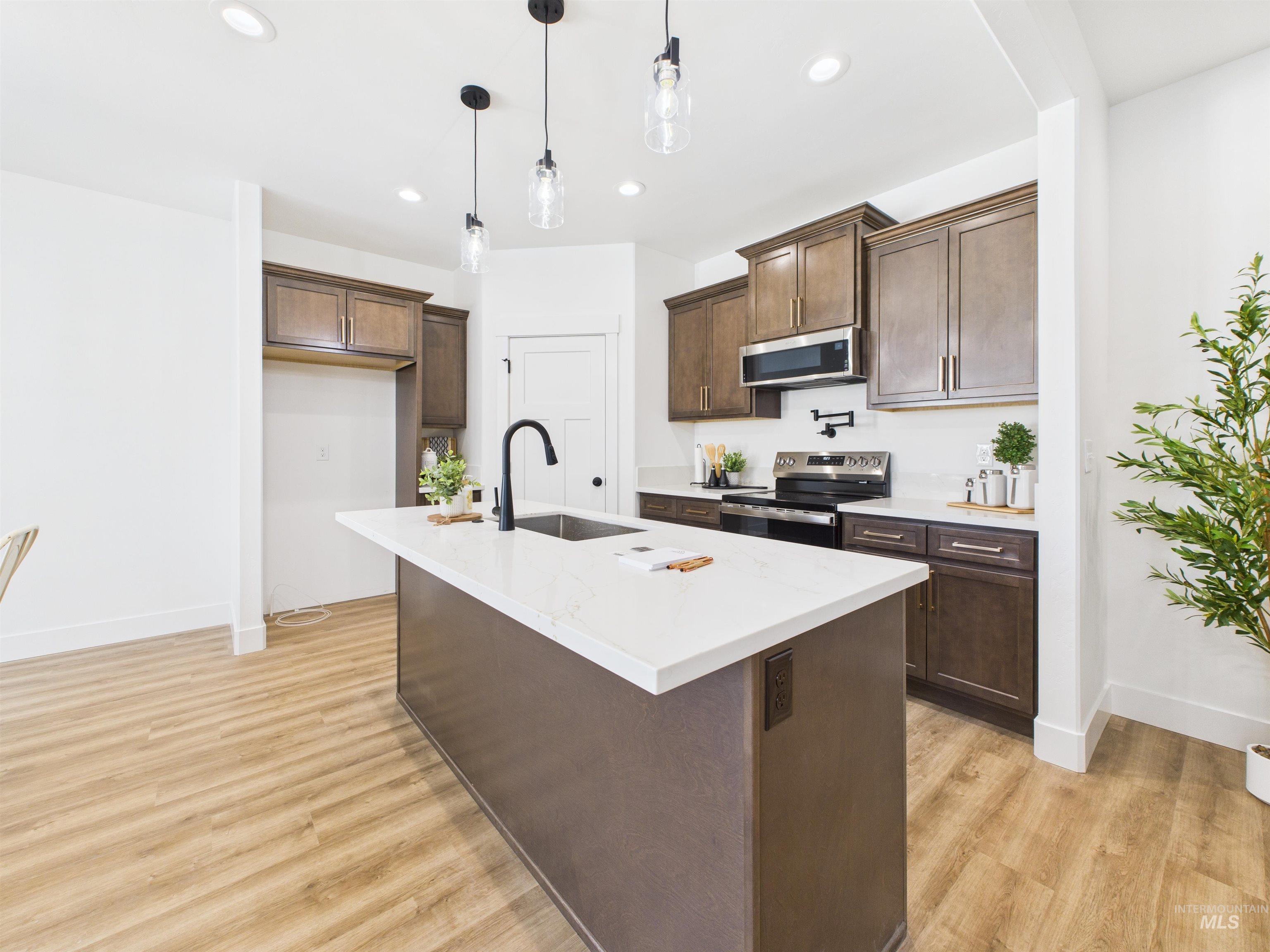 1216 Bronze Drive, Rupert, Idaho 83350, 4 Bedrooms, 2 Bathrooms, Residential For Sale, Price $369,000,MLS 98964595