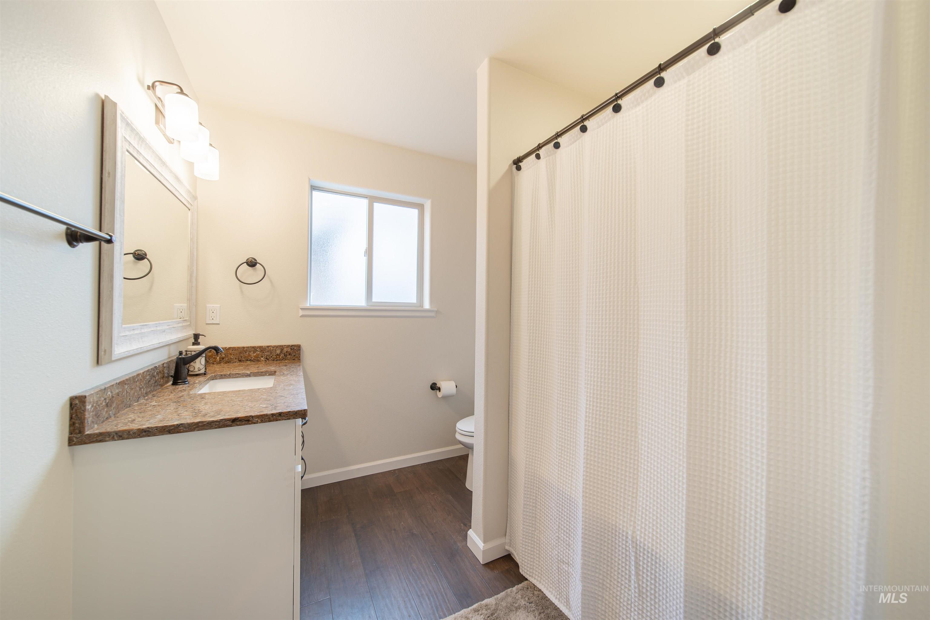 1727 Canyon Crest Way, Lewiston, Idaho 83501, 3 Bedrooms, 2 Bathrooms, Residential For Sale, Price $575,000,MLS 98964597