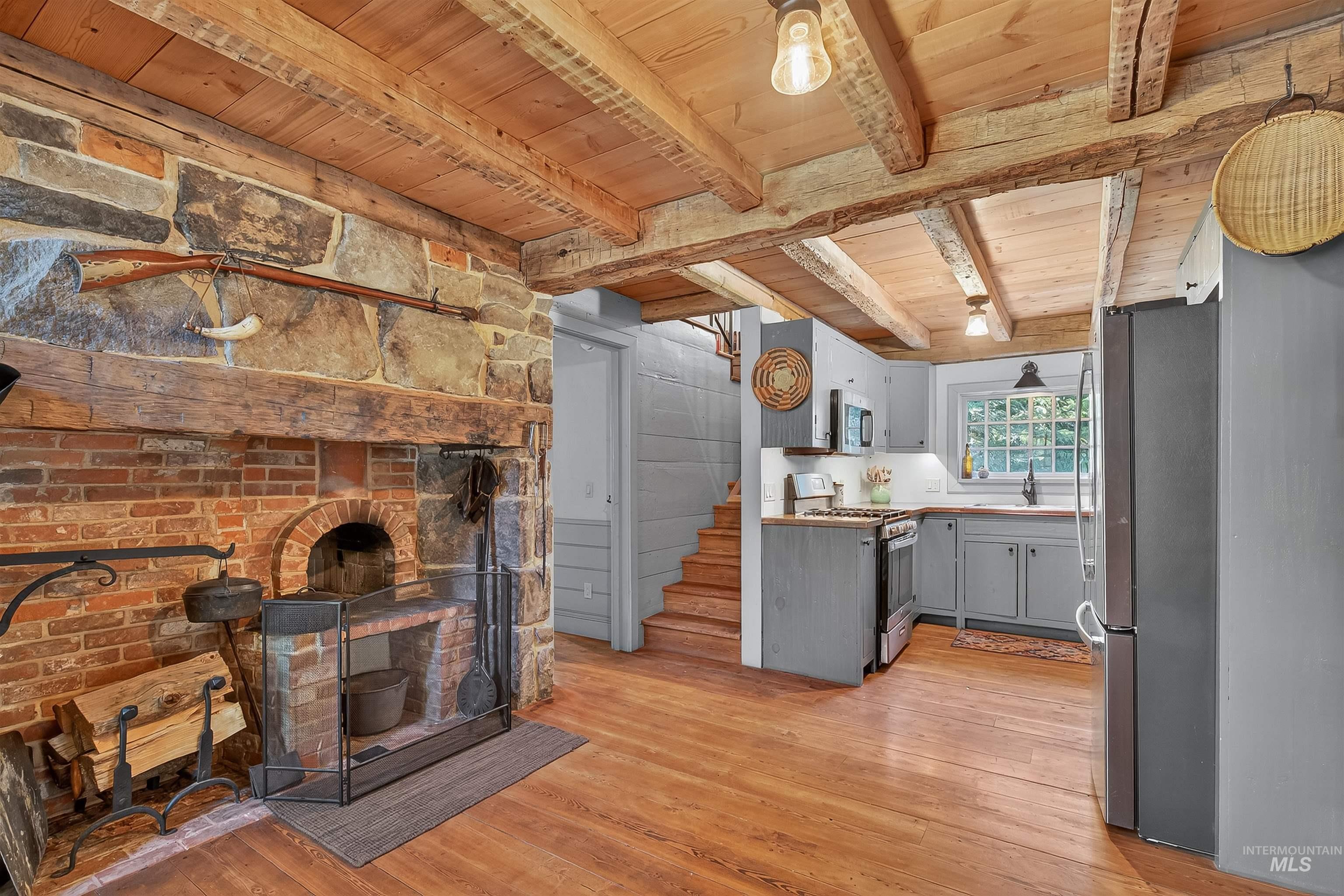 1005/1009 Williams Ln, Deary, Idaho 83823, 2 Bedrooms, 2 Bathrooms, Residential For Sale, Price $980,000,MLS 98964598