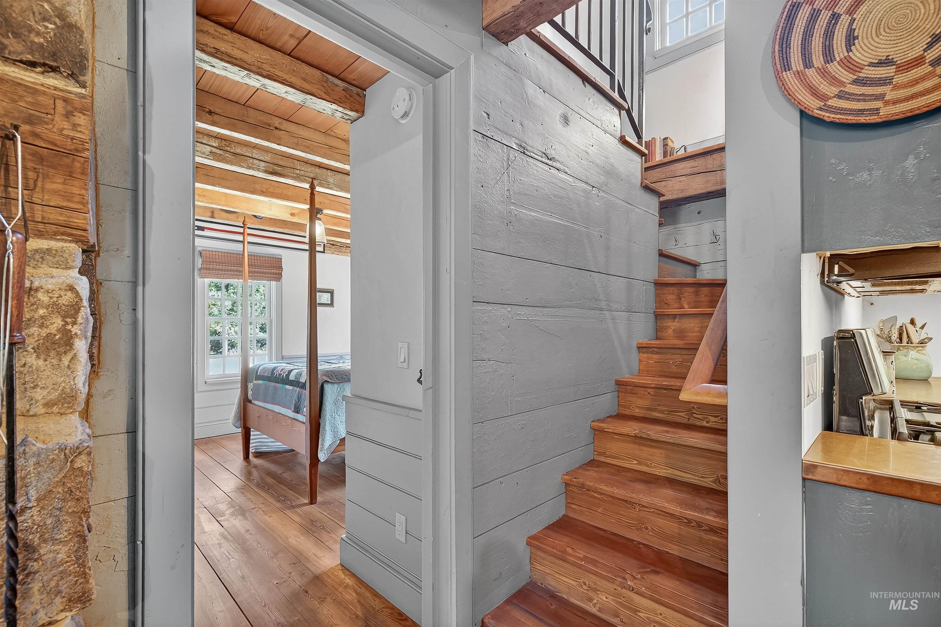 1005/1009 Williams Ln, Deary, Idaho 83823, 2 Bedrooms, 2 Bathrooms, Residential For Sale, Price $980,000,MLS 98964598