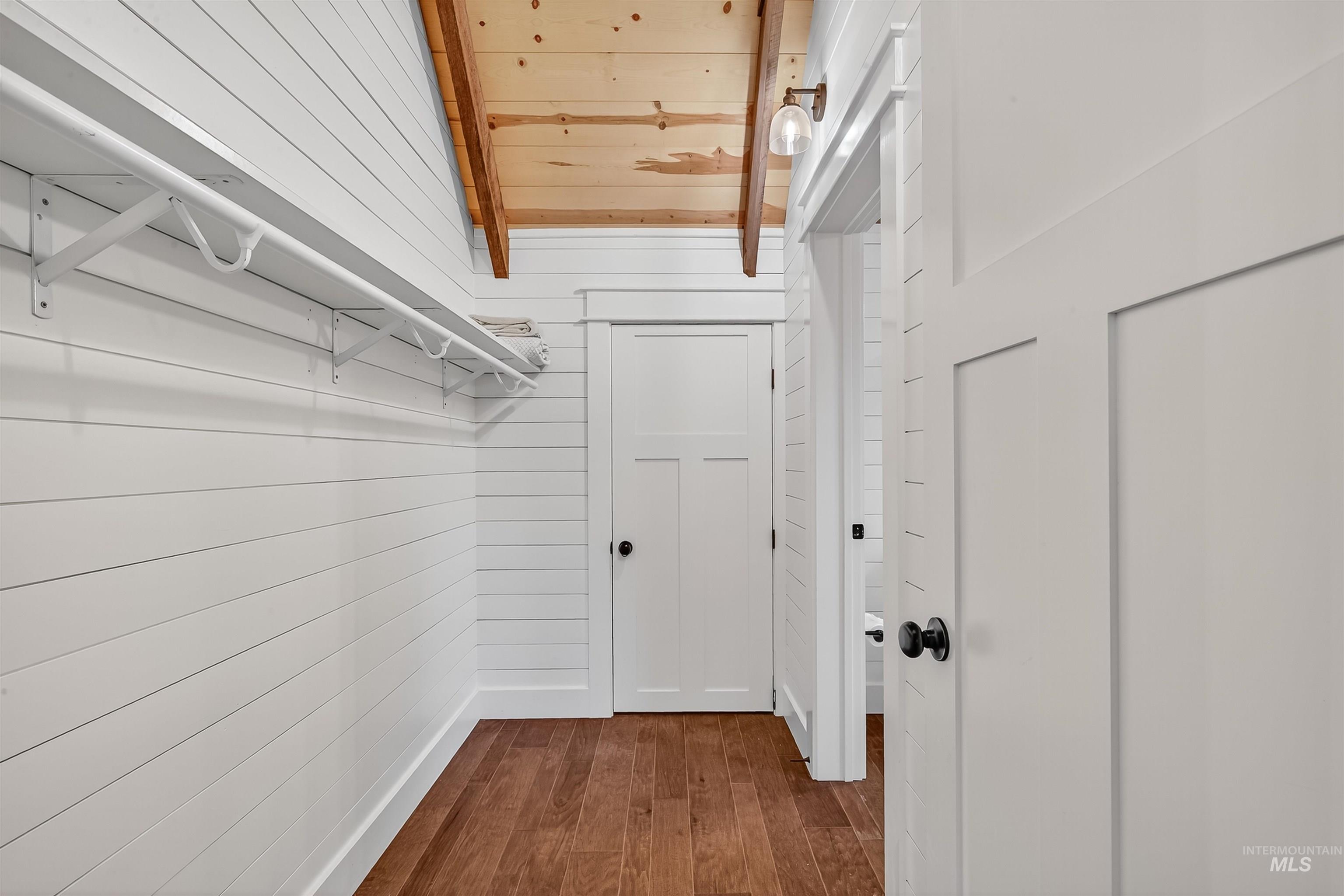 1005/1009 Williams Ln, Deary, Idaho 83823, 2 Bedrooms, 2 Bathrooms, Residential For Sale, Price $980,000,MLS 98964598