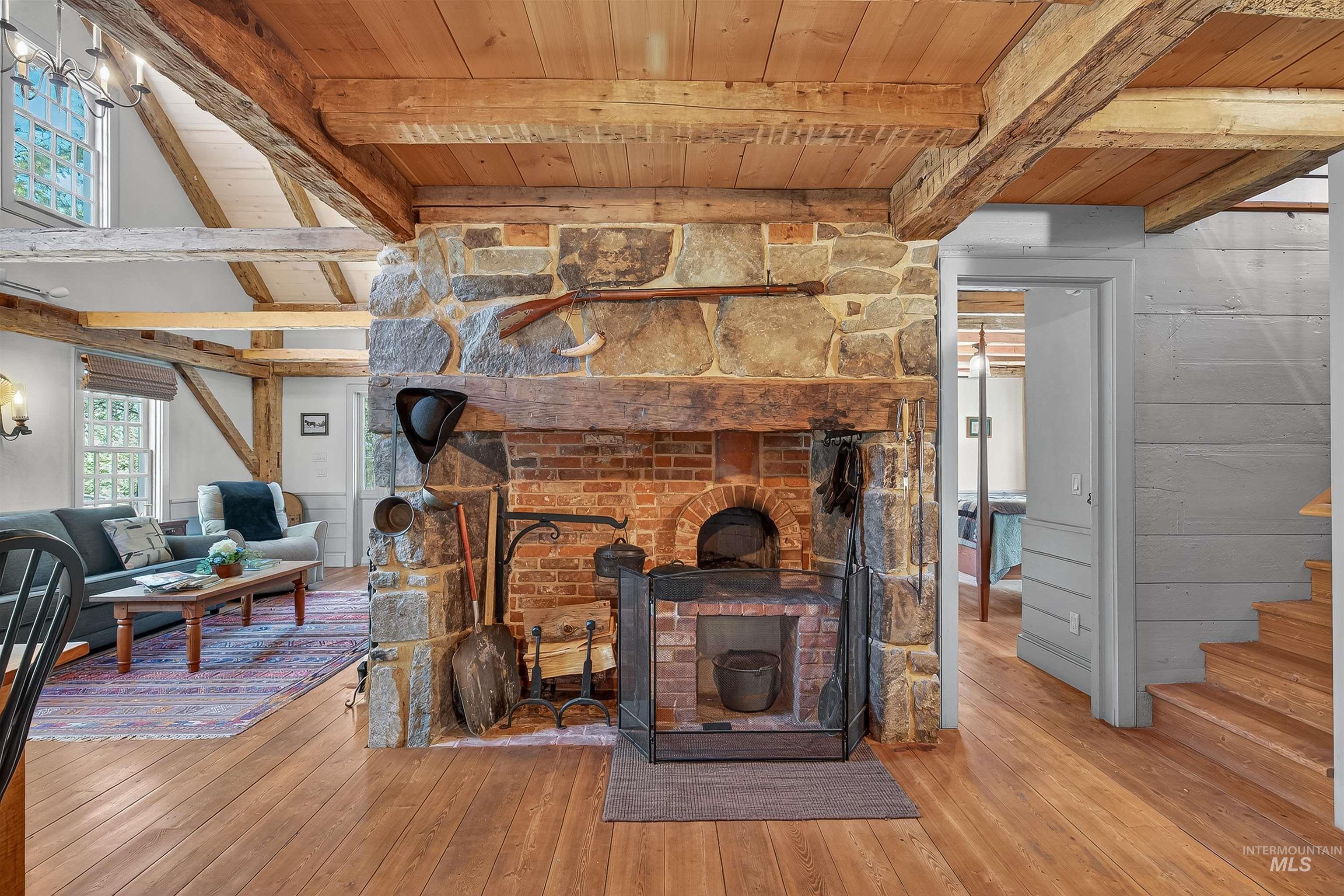 1005/1009 Williams Ln, Deary, Idaho 83823, 2 Bedrooms, 2 Bathrooms, Residential For Sale, Price $980,000,MLS 98964598