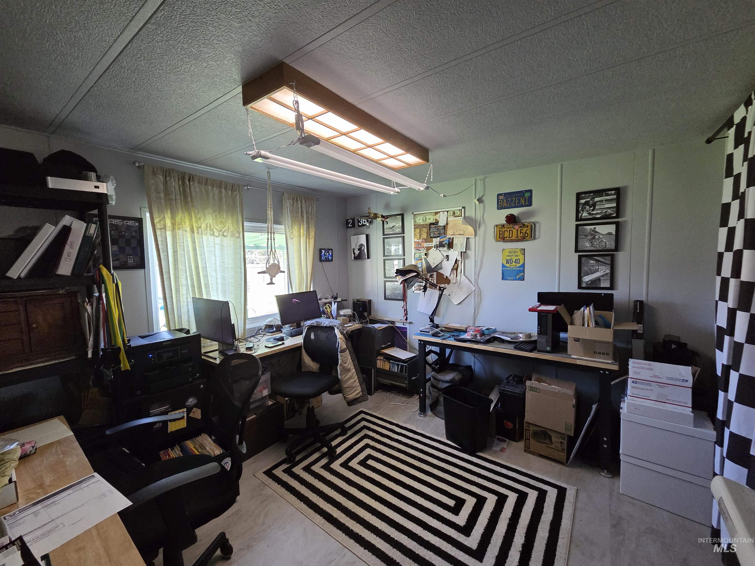 1610 S Midland Blvd, Nampa, Idaho 83686-2900, 3 Bedrooms, 2 Bathrooms, Residential For Sale, Price $349,900,MLS 98964608