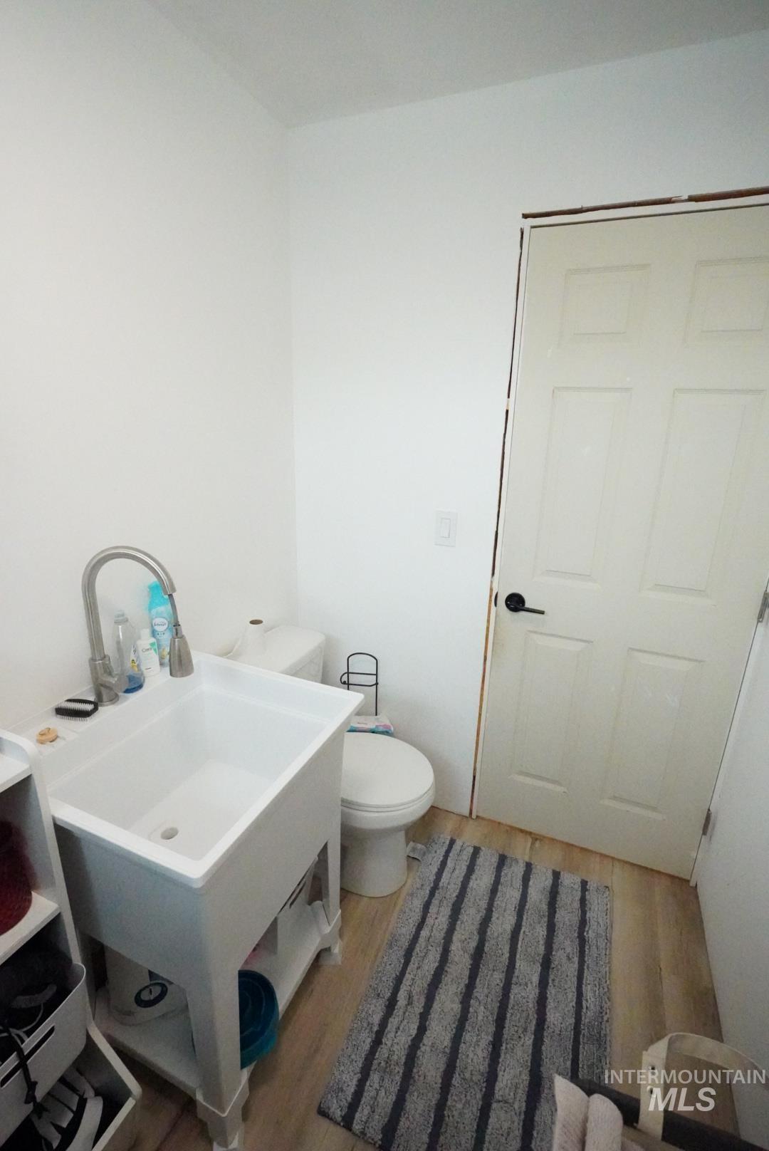 238 Dorothy Ave., Gooding, Idaho 83330, 4 Bedrooms, 2.5 Bathrooms, Residential For Sale, Price $325,000,MLS 98964614