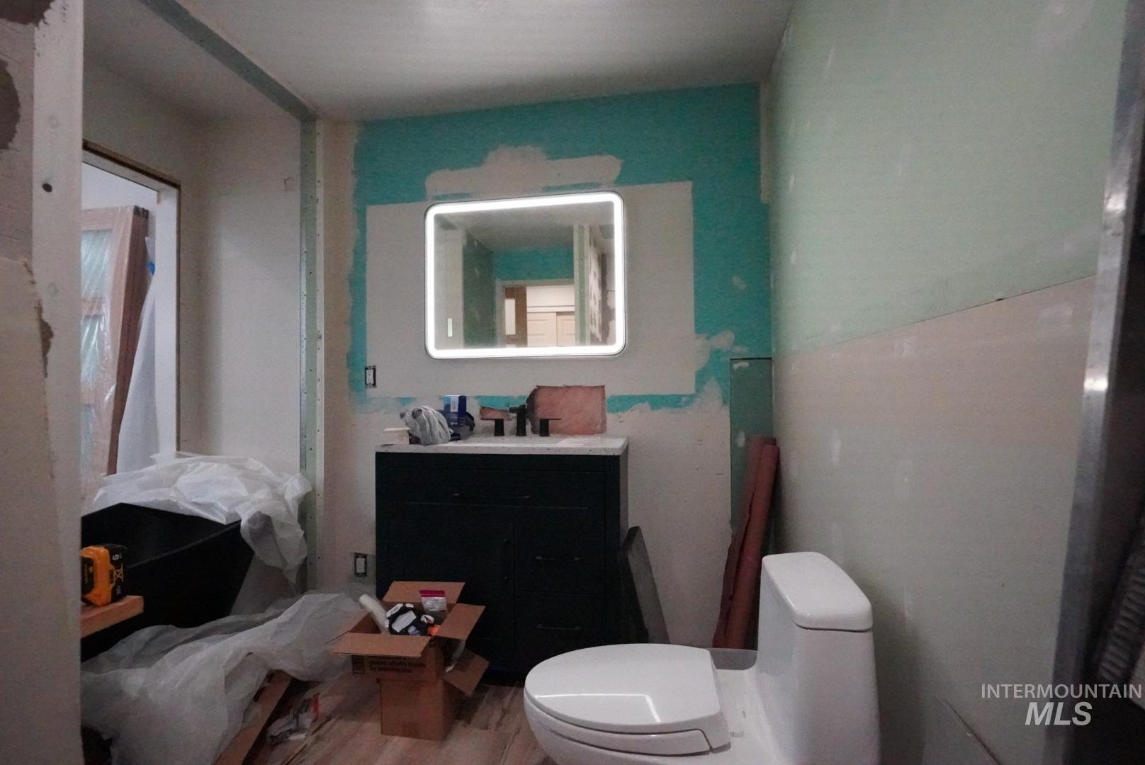 238 Dorothy Ave., Gooding, Idaho 83330, 4 Bedrooms, 2.5 Bathrooms, Residential For Sale, Price $325,000,MLS 98964614