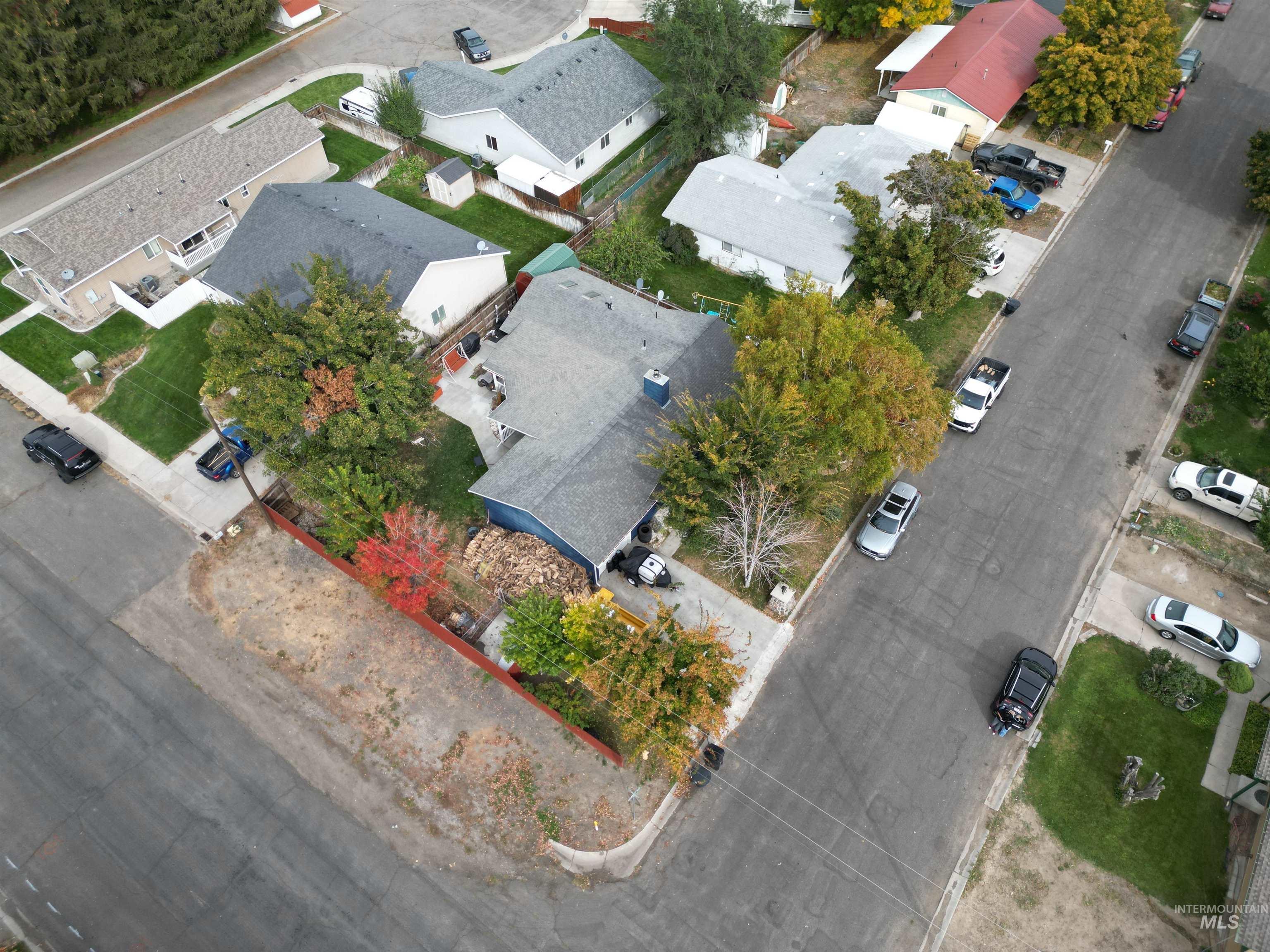 238 Dorothy Ave., Gooding, Idaho 83330, 4 Bedrooms, 2.5 Bathrooms, Residential For Sale, Price $325,000,MLS 98964614