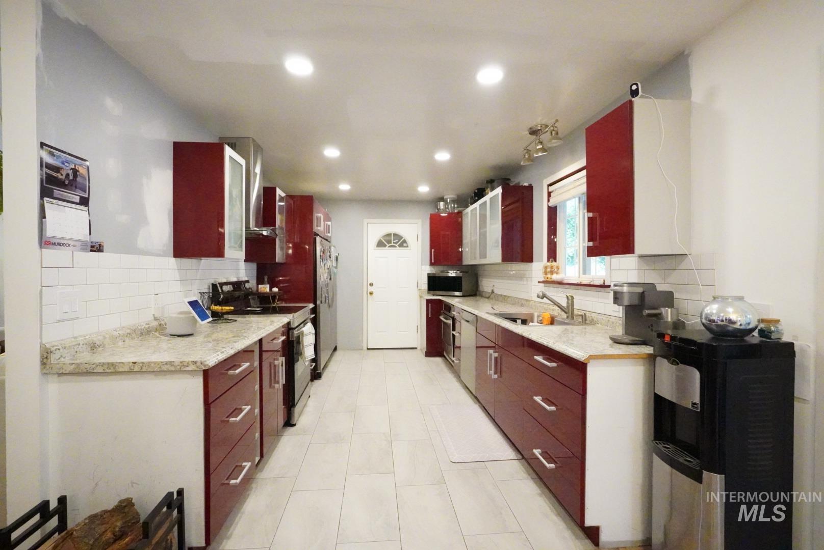 238 Dorothy Ave., Gooding, Idaho 83330, 4 Bedrooms, 2.5 Bathrooms, Residential For Sale, Price $325,000,MLS 98964614