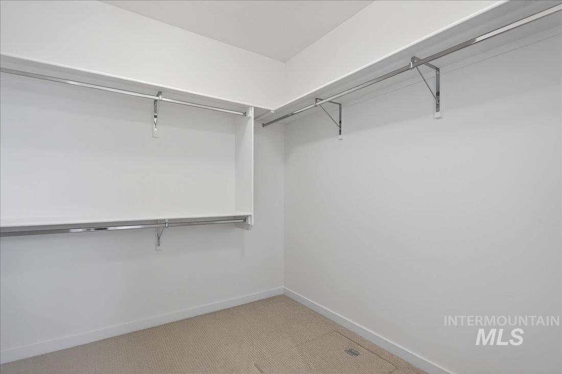 1330 W Swift Fox St, Meridian, Idaho 83634, 3 Bedrooms, 2 Bathrooms, Residential For Sale, Price $439,000,MLS 98964617