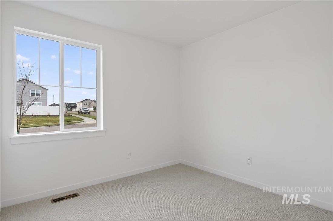 1330 W Swift Fox St, Meridian, Idaho 83634, 3 Bedrooms, 2 Bathrooms, Residential For Sale, Price $439,000,MLS 98964617