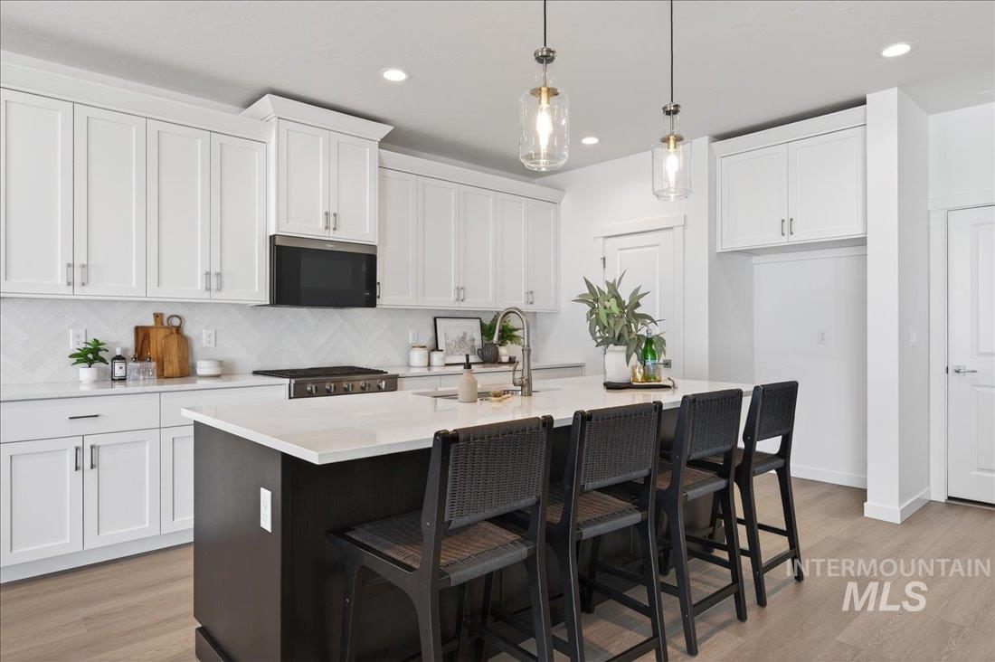 1330 W Swift Fox St, Meridian, Idaho 83634, 3 Bedrooms, 2 Bathrooms, Residential For Sale, Price $439,000,MLS 98964617