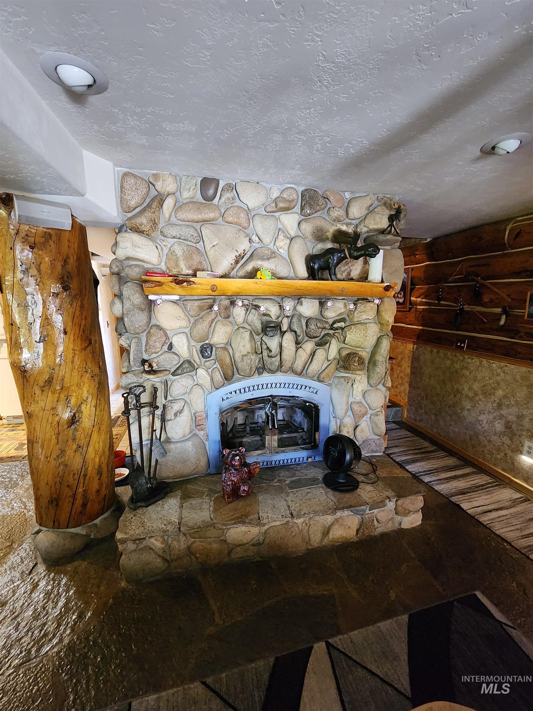 483 N Alpine Circle, Pine, Idaho 83647, 4 Bedrooms, 3 Bathrooms, Residential For Sale, Price $1,200,000,MLS 98964626
