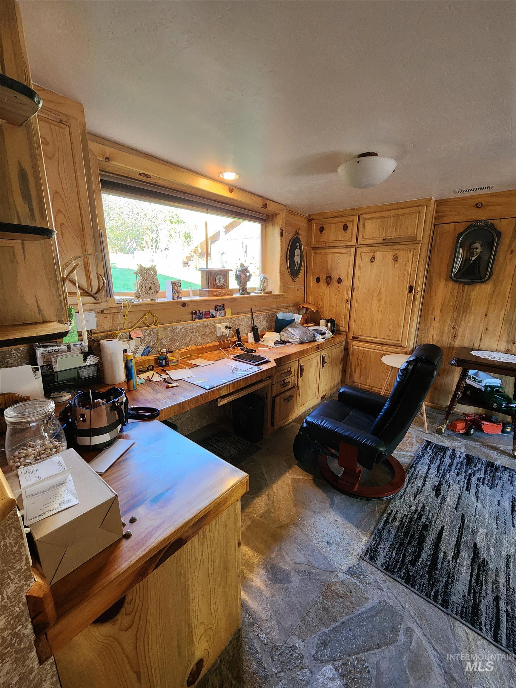 483 N Alpine Circle, Pine, Idaho 83647, 4 Bedrooms, 3 Bathrooms, Residential For Sale, Price $1,200,000, 98964626