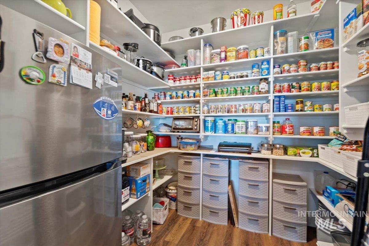 16834 Long Meadow Dr, Caldwell, Idaho 83607, 4 Bedrooms, 3.5 Bathrooms, Residential For Sale, Price $1,225,000,MLS 98964627