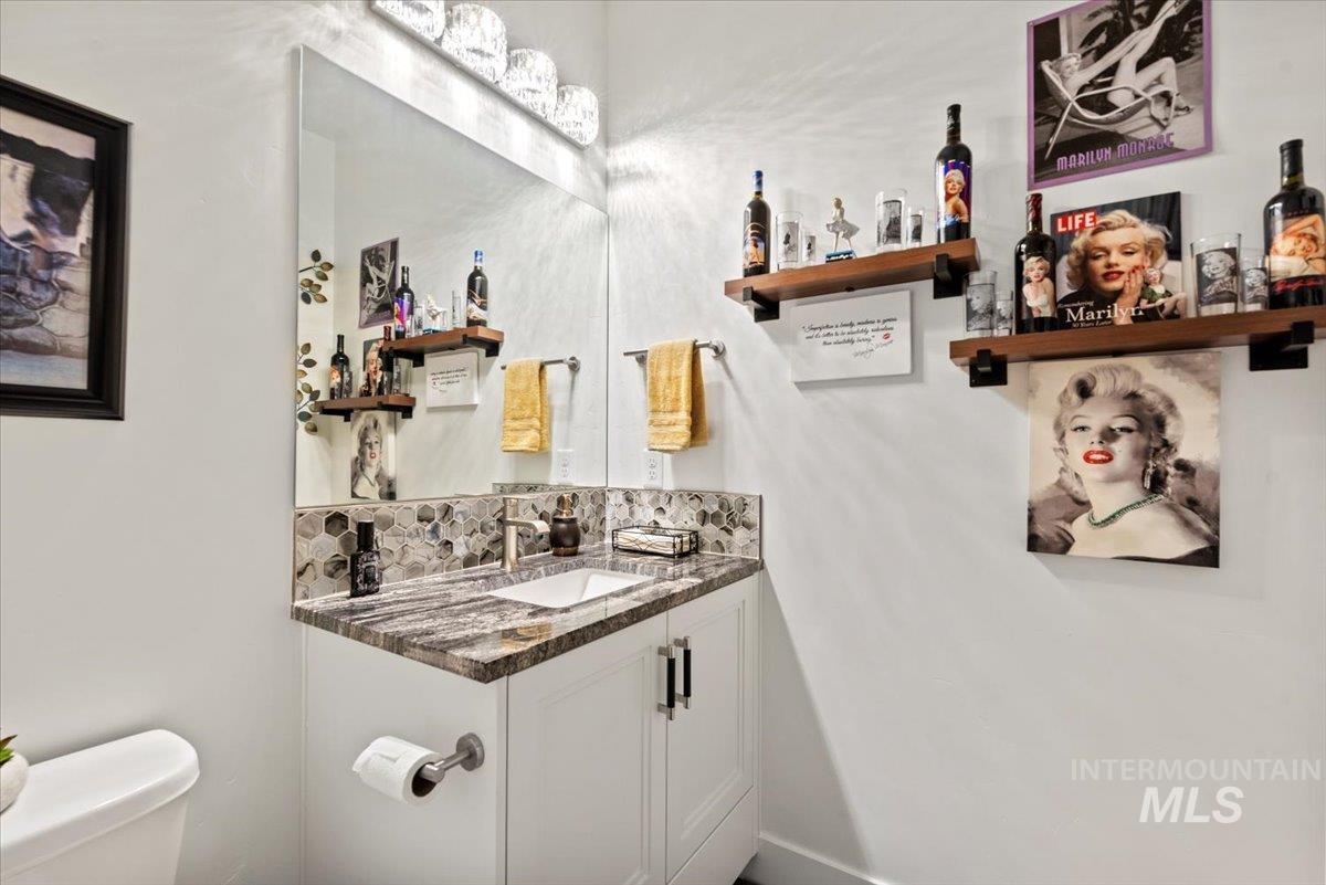 16834 Long Meadow Dr, Caldwell, Idaho 83607, 4 Bedrooms, 3.5 Bathrooms, Residential For Sale, Price $1,225,000,MLS 98964627