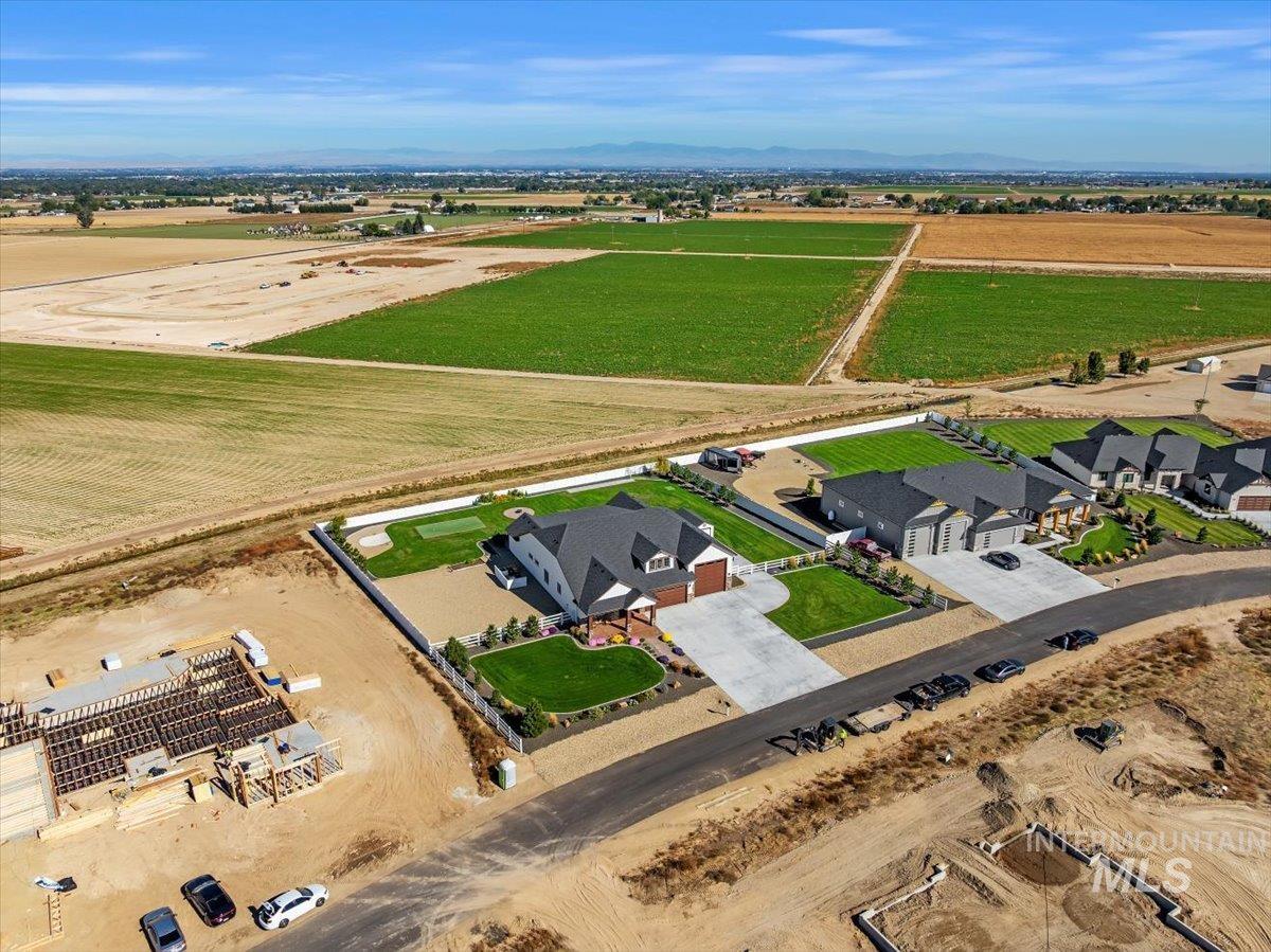 16834 Long Meadow Dr, Caldwell, Idaho 83607, 4 Bedrooms, 3.5 Bathrooms, Residential For Sale, Price $1,225,000,MLS 98964627