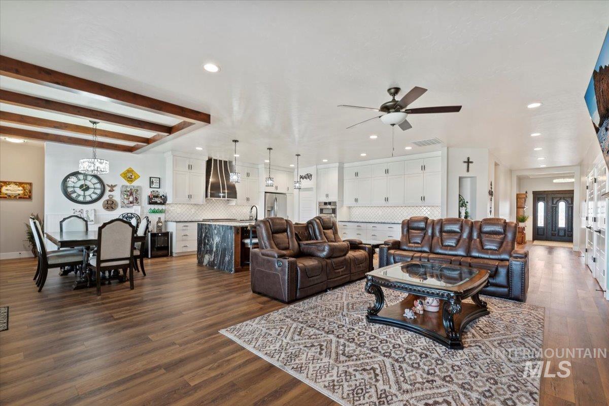 16834 Long Meadow Dr, Caldwell, Idaho 83607, 4 Bedrooms, 3.5 Bathrooms, Residential For Sale, Price $1,225,000,MLS 98964627