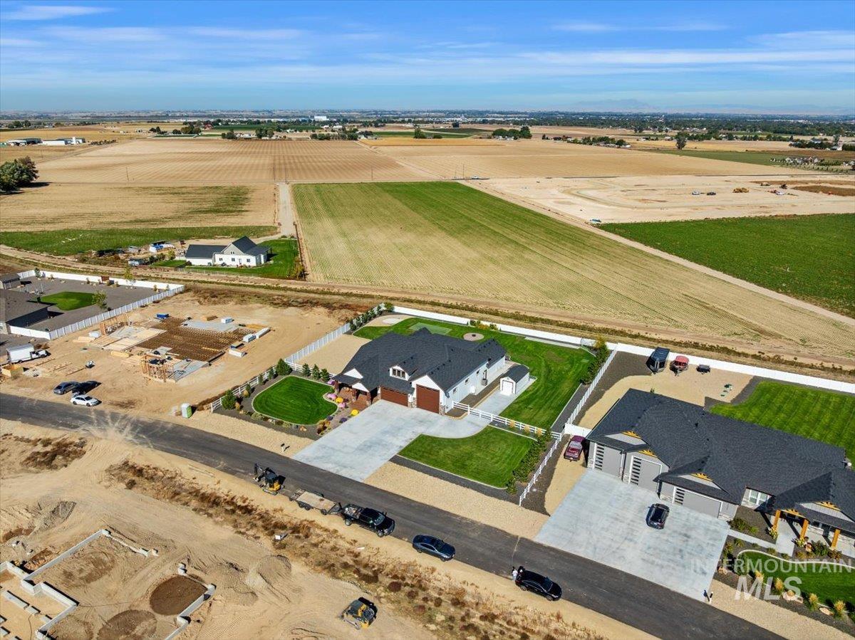 16834 Long Meadow Dr, Caldwell, Idaho 83607, 4 Bedrooms, 3.5 Bathrooms, Residential For Sale, Price $1,225,000,MLS 98964627