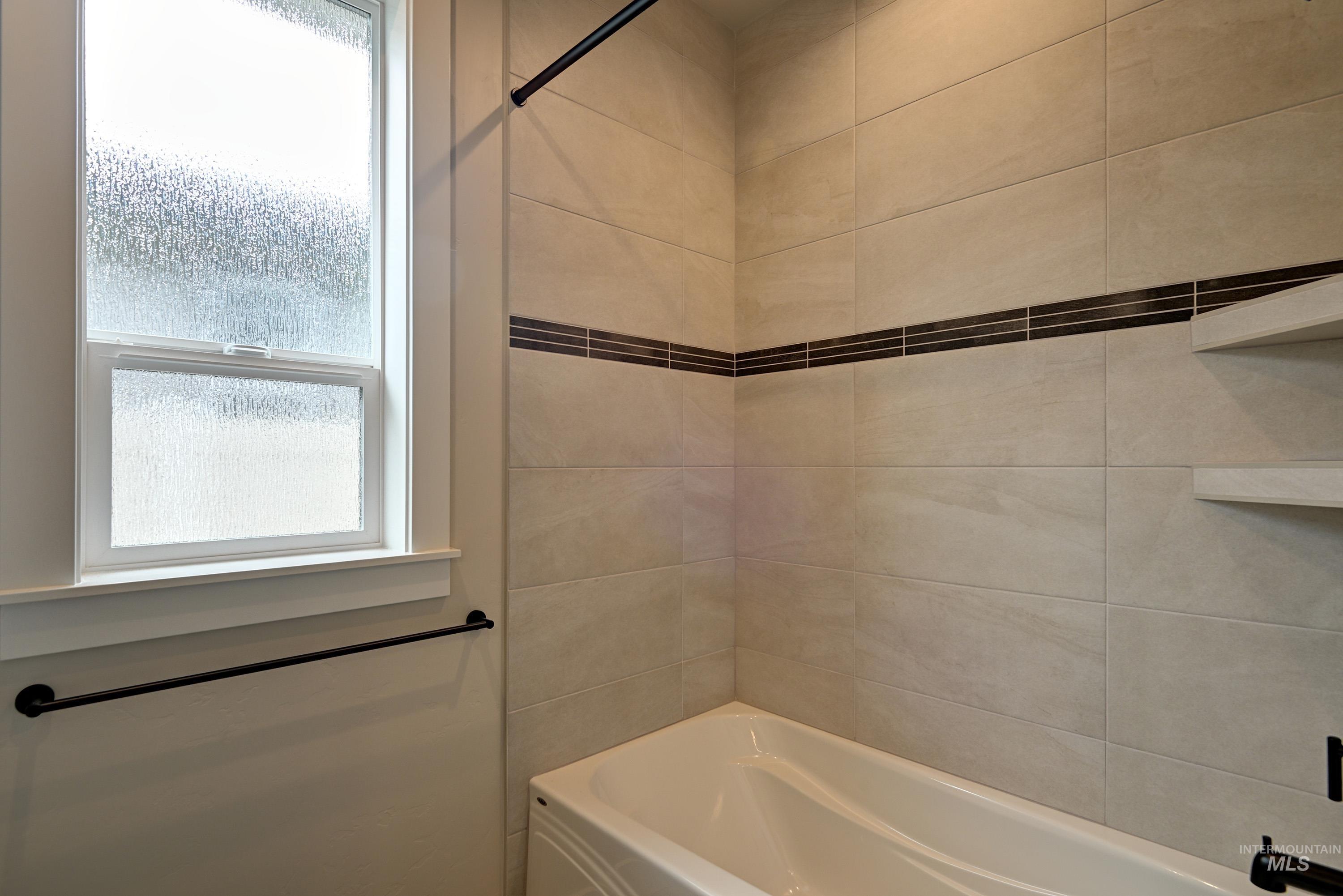 593 W Cedarburg Dr, Meridian, Idaho 83642-2599, 3 Bedrooms, 2.5 Bathrooms, Residential For Sale, Price $629,900,MLS 98964645