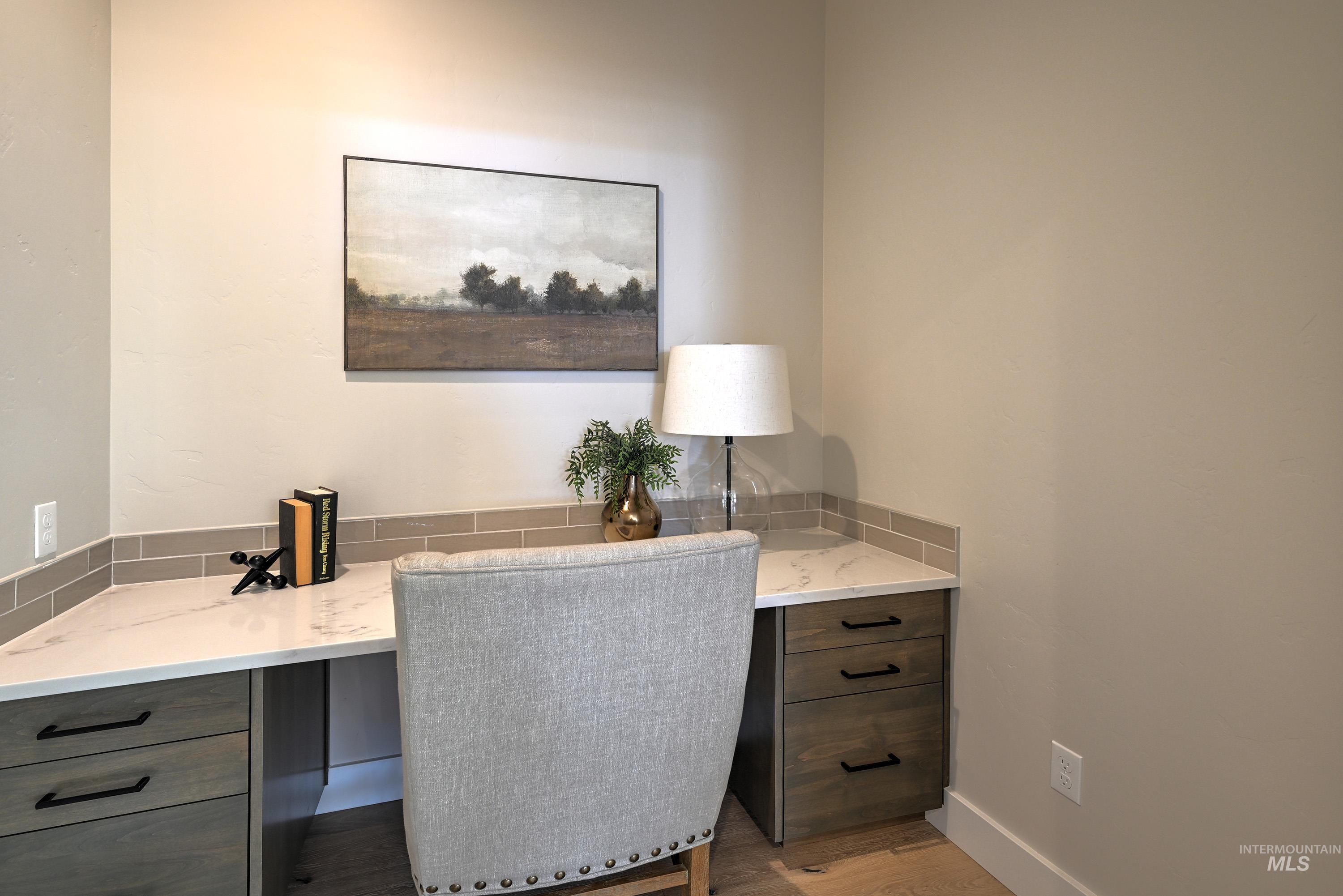 593 W Cedarburg Dr, Meridian, Idaho 83642-2599, 3 Bedrooms, 2.5 Bathrooms, Residential For Sale, Price $629,900,MLS 98964645