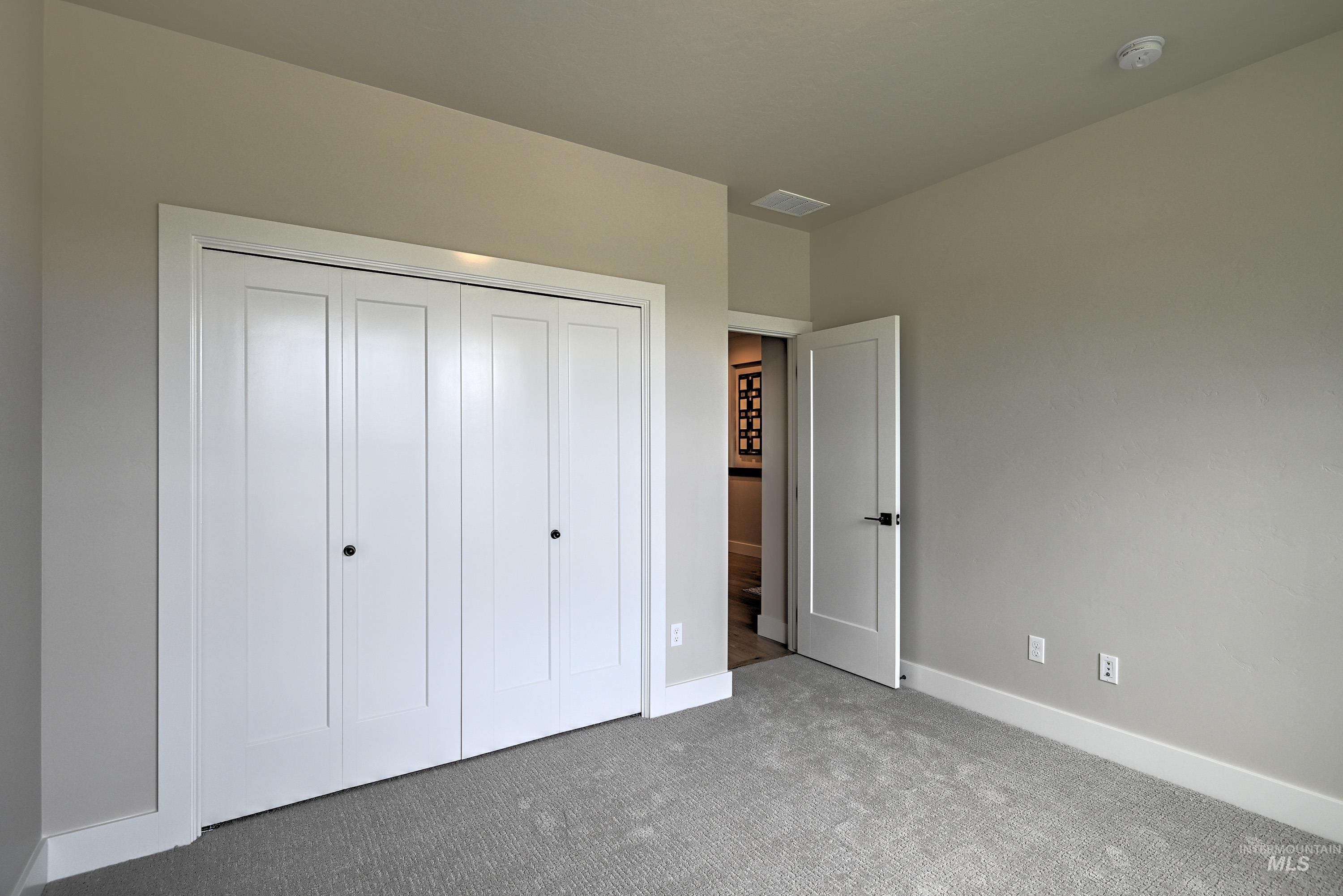 593 W Cedarburg Dr, Meridian, Idaho 83642-2599, 3 Bedrooms, 2.5 Bathrooms, Residential For Sale, Price $629,900,MLS 98964645