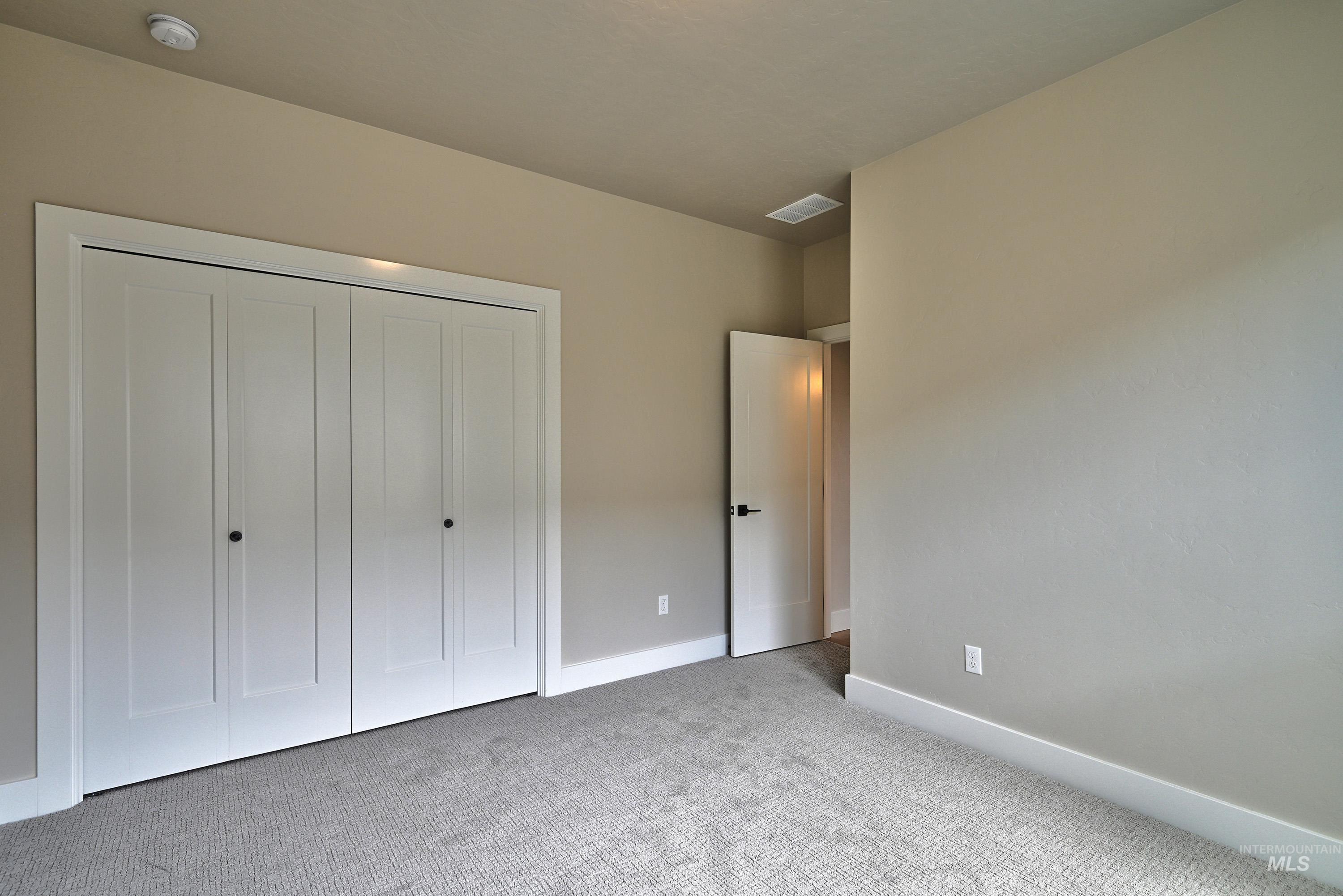 593 W Cedarburg Dr, Meridian, Idaho 83642-2599, 3 Bedrooms, 2.5 Bathrooms, Residential For Sale, Price $629,900,MLS 98964645