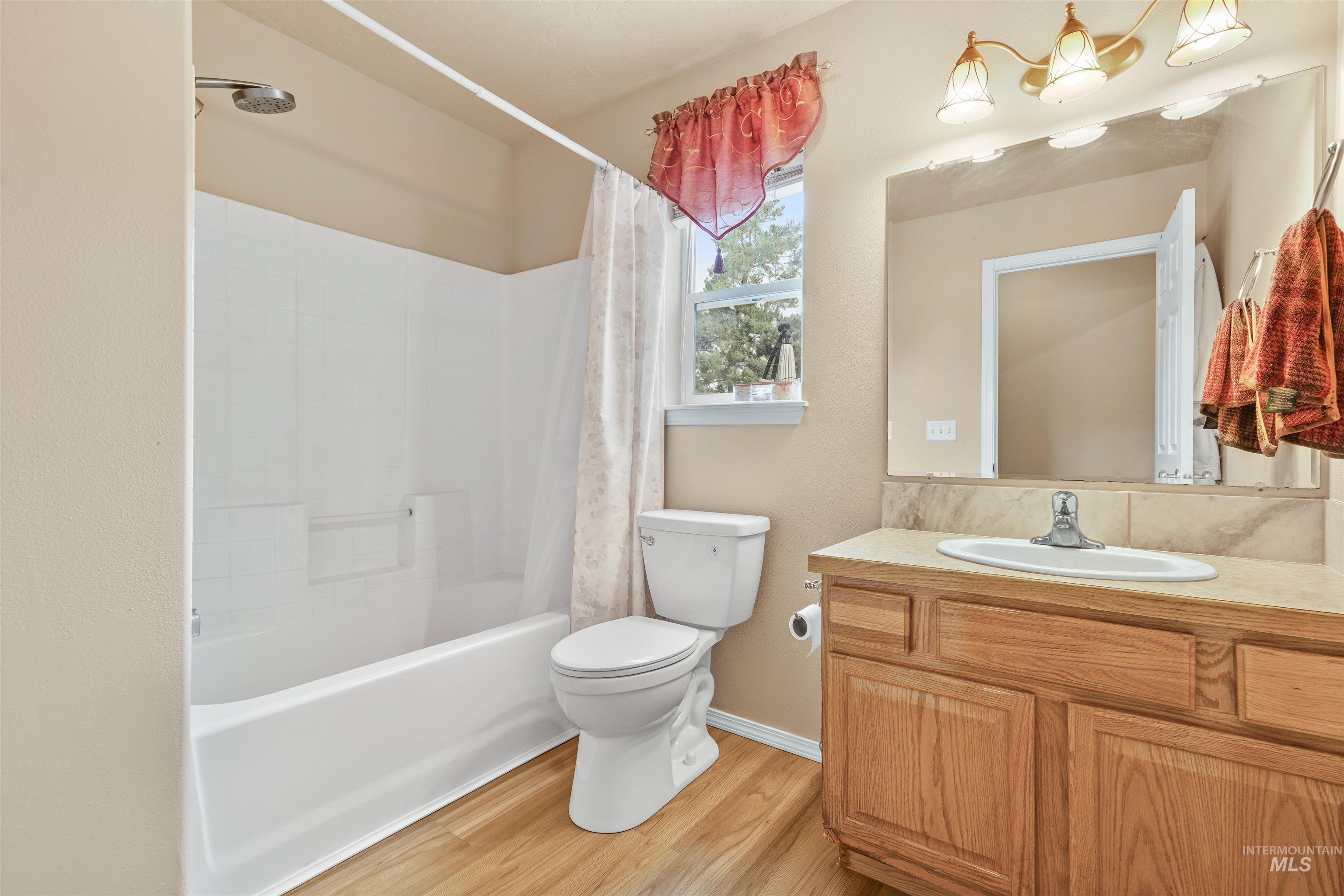 500 E 19th Street, Burley, Idaho 83318, 4 Bedrooms, 3 Bathrooms, Residential For Sale, Price $430,000,MLS 98964646