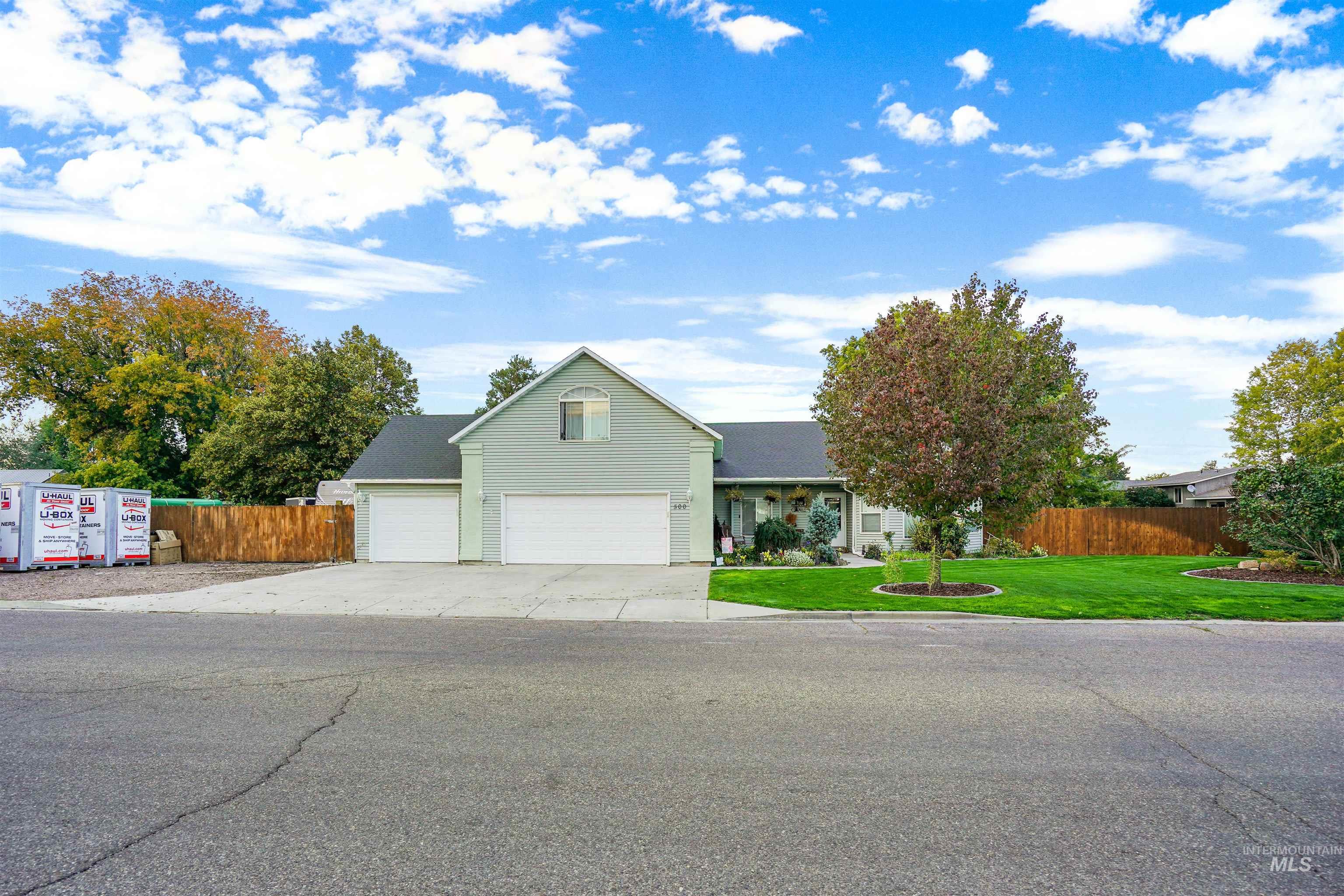 500 E 19th Street, Burley, Idaho 83318, 4 Bedrooms, 3 Bathrooms, Residential For Sale, Price $430,000,MLS 98964646