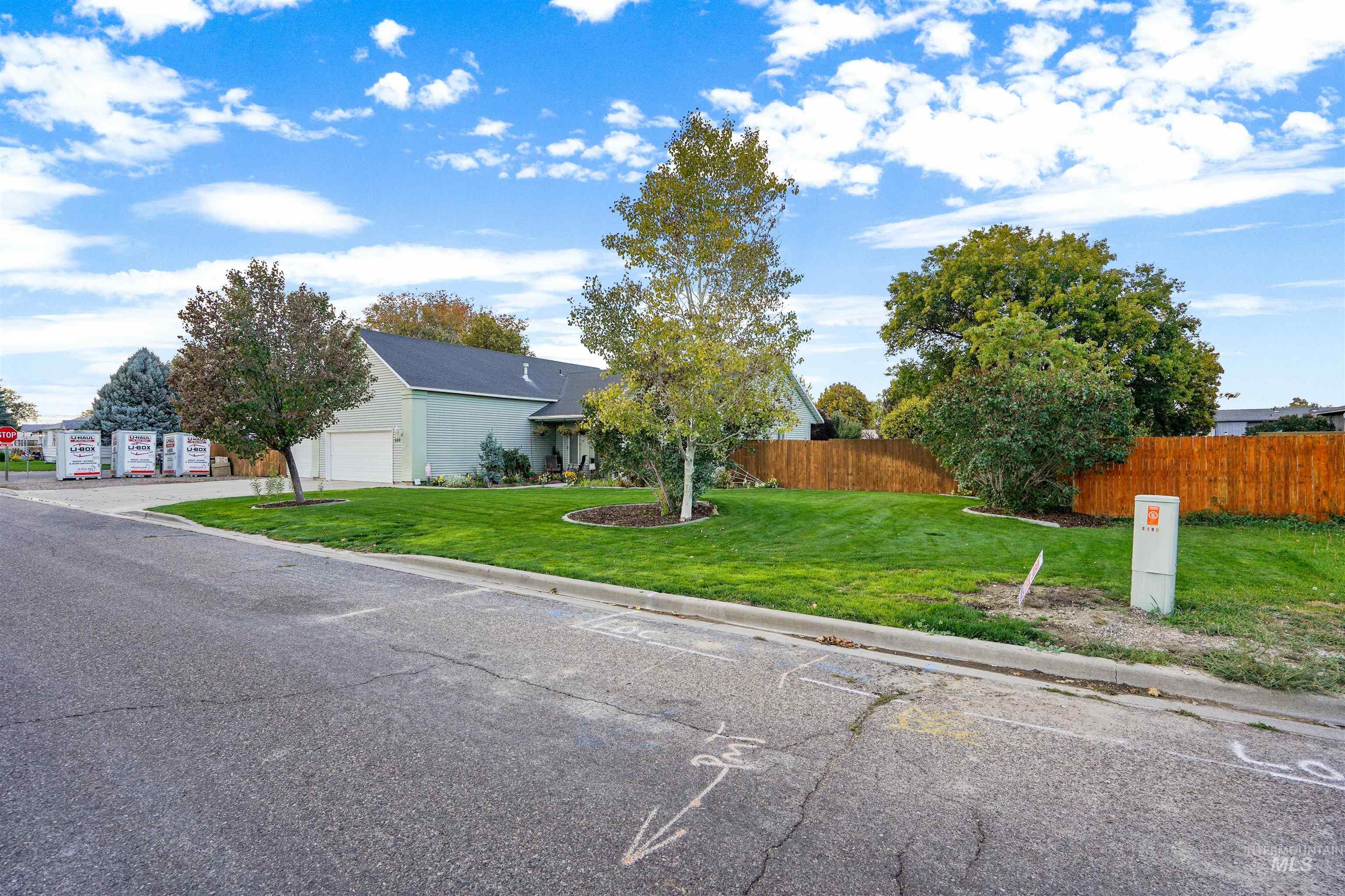 500 E 19th Street, Burley, Idaho 83318, 4 Bedrooms, 3 Bathrooms, Residential For Sale, Price $430,000,MLS 98964646