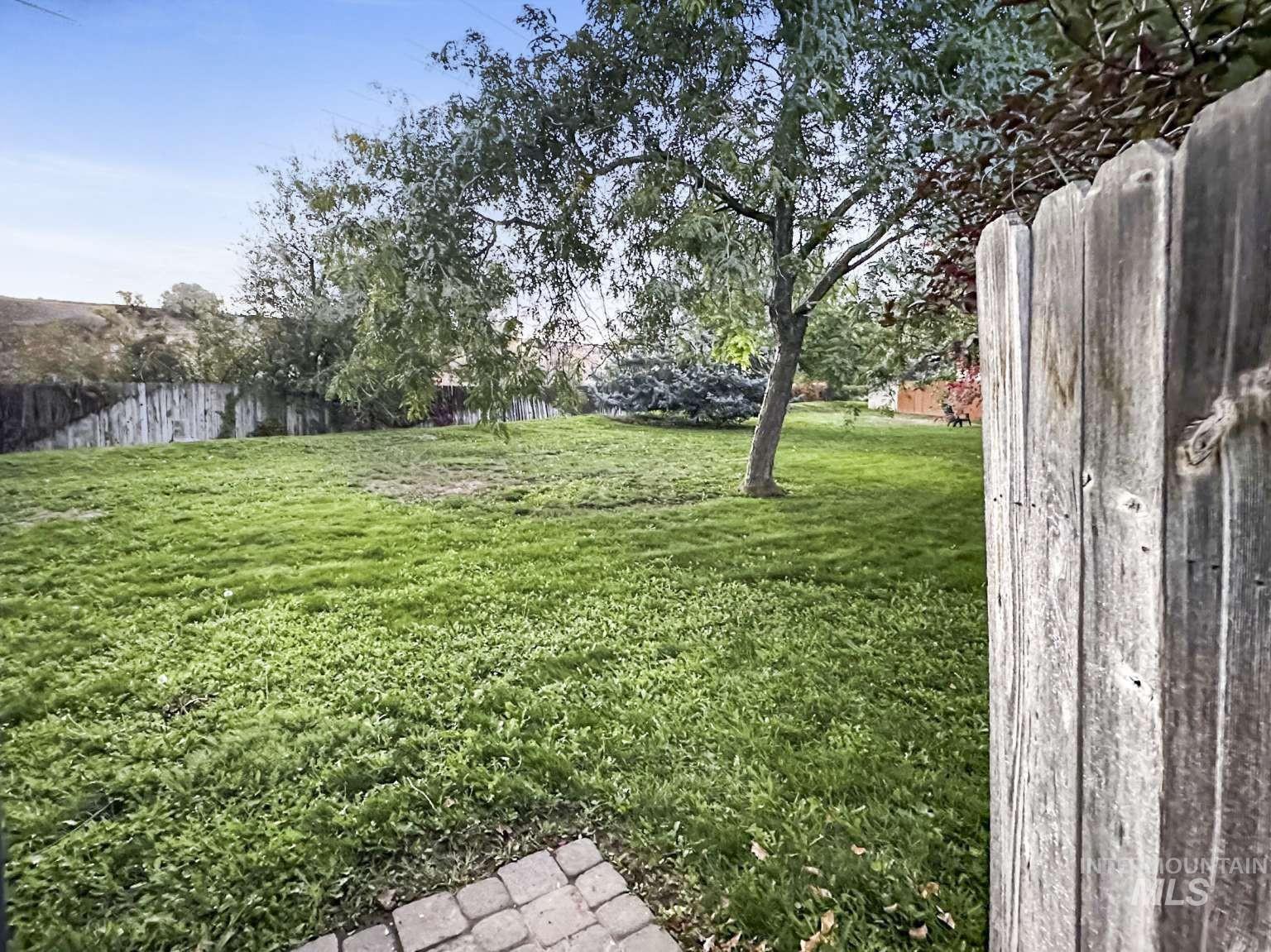 3212 S Capistrano Ave, Boise, Idaho 83705, 2 Bedrooms, 3 Bathrooms, Residential For Sale, Price $349,900,MLS 98964648