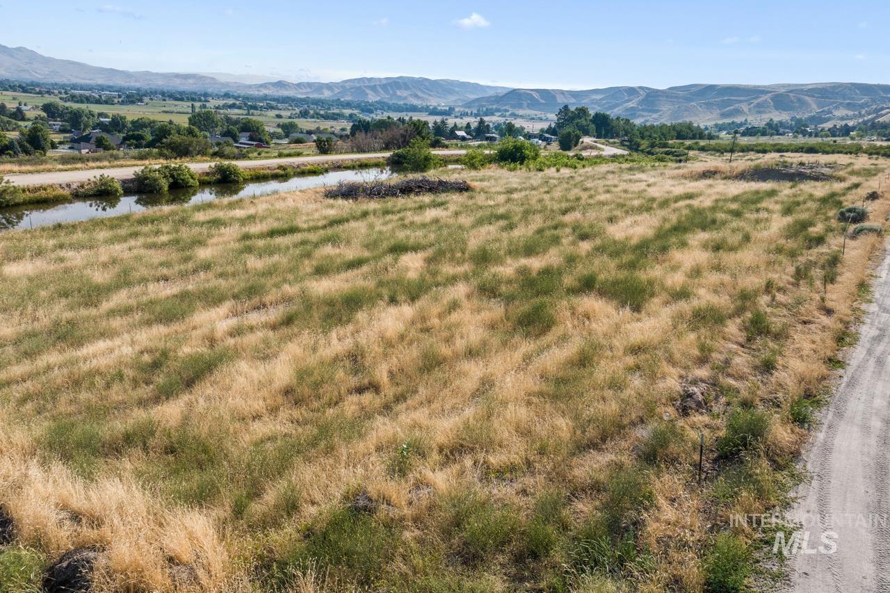 1XX Hermosa Ln, Emmett, Idaho 83617, Land For Sale, Price $445,000,MLS 98964653