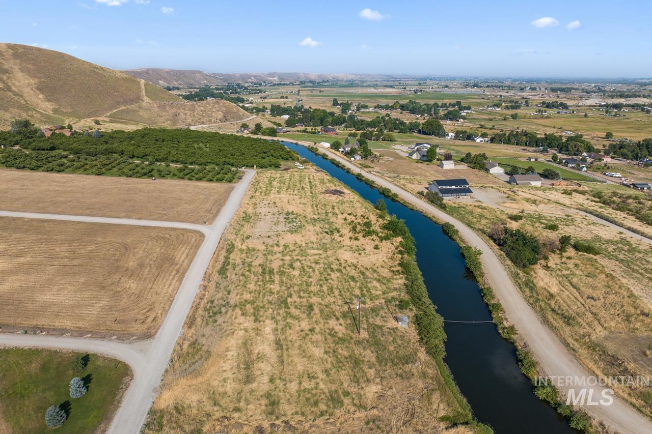 1XX Hermosa Ln, Emmett, Idaho 83617, Land For Sale, Price $445,000,MLS 98964653