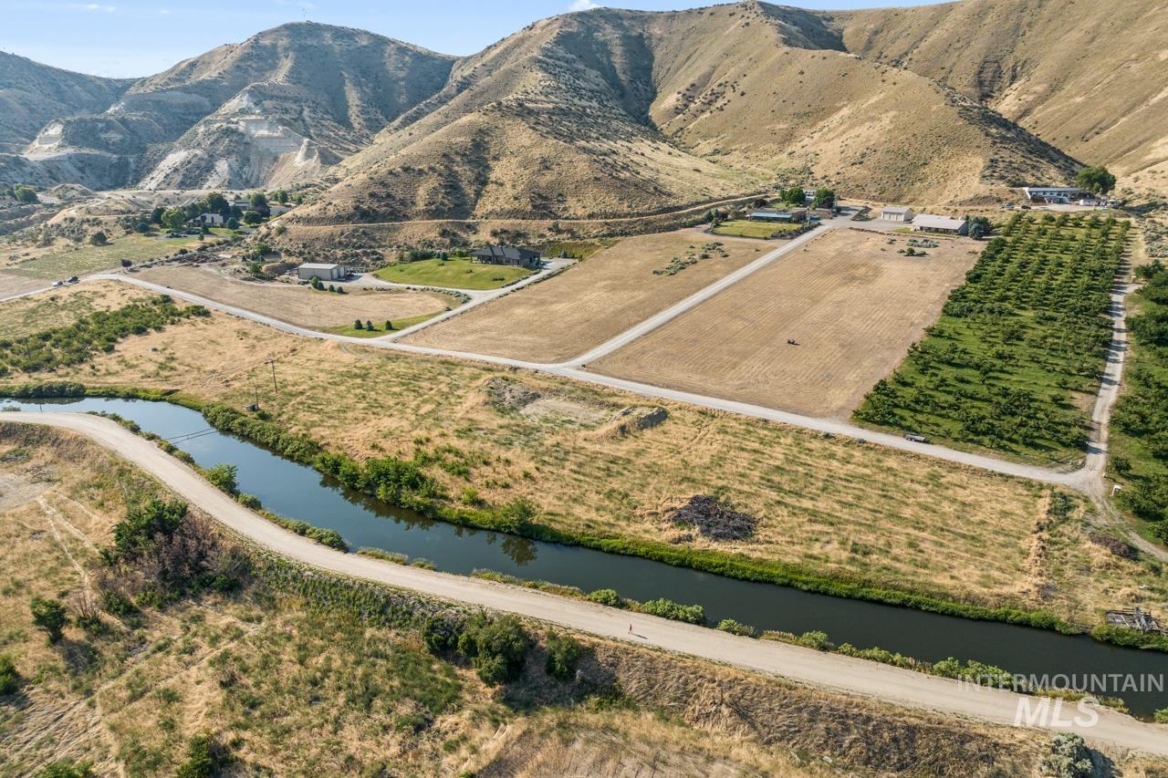 1XX Hermosa Ln, Emmett, Idaho 83617, Land For Sale, Price $445,000,MLS 98964653