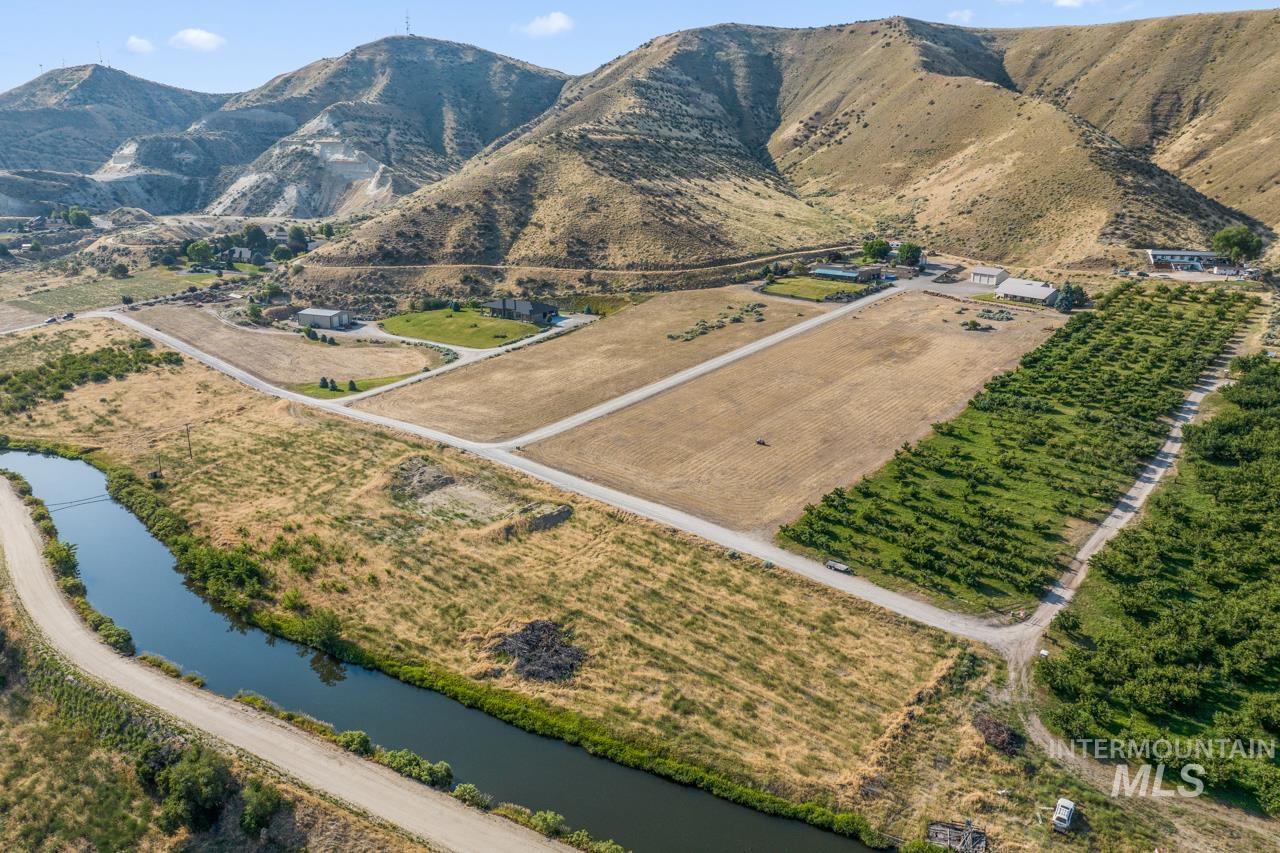 1XX Hermosa Ln, Emmett, Idaho 83617, Land For Sale, Price $445,000,MLS 98964653