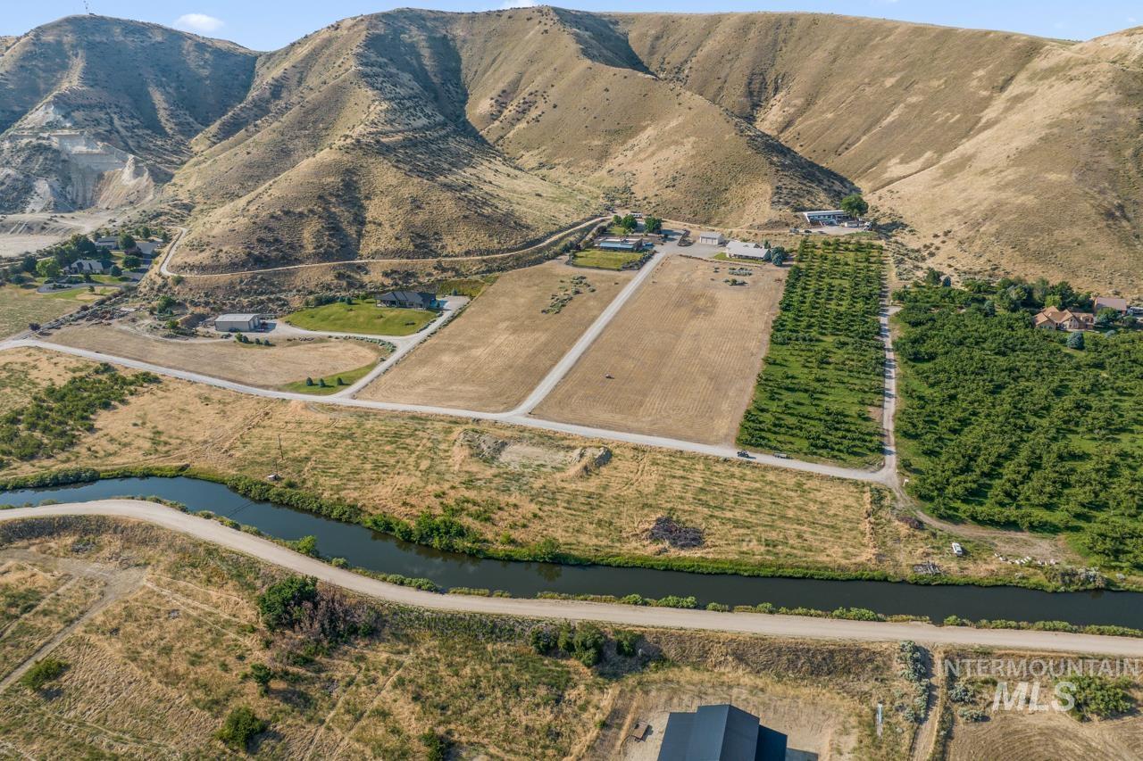 1XX Hermosa Ln, Emmett, Idaho 83617, Land For Sale, Price $445,000,MLS 98964653
